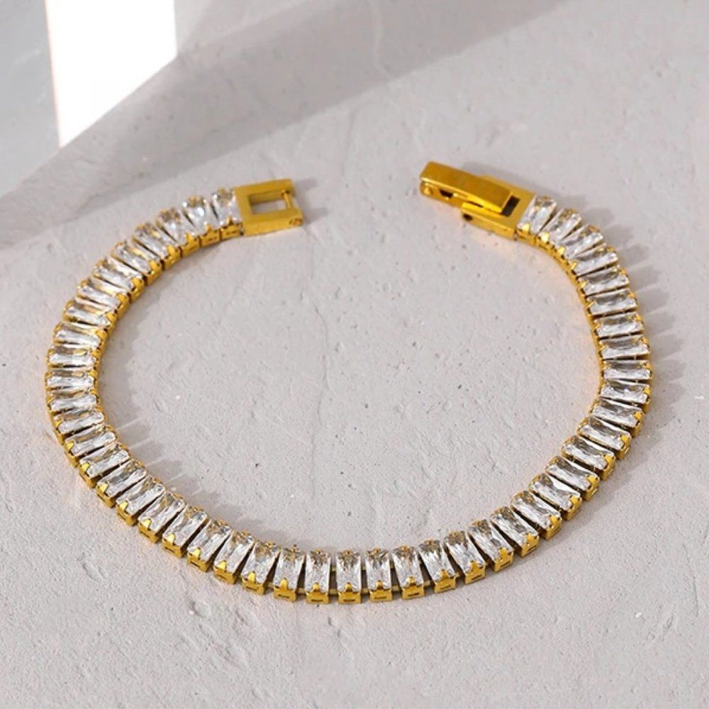 Zircon Bracelet