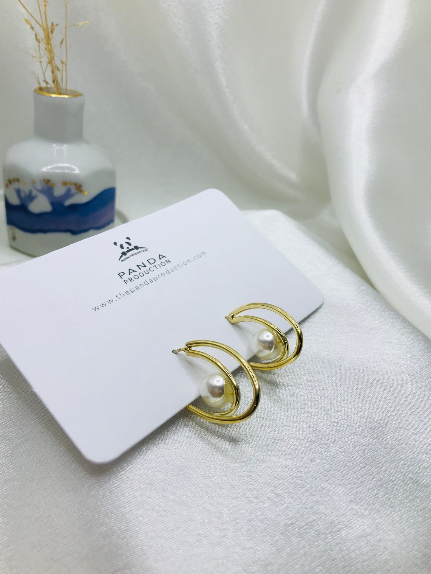 Pearl Accent Gold Hoop Earrings