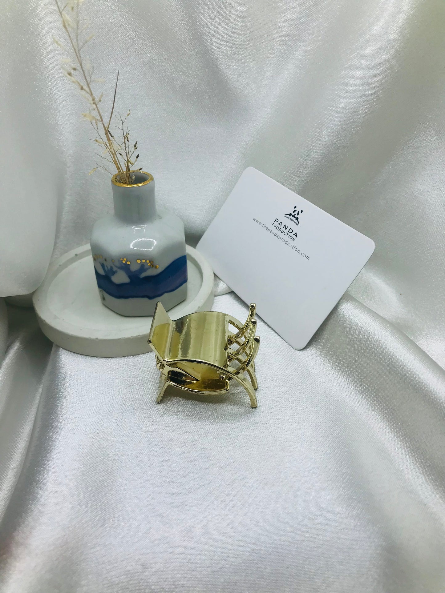 Gold and Black Hair Claw Set