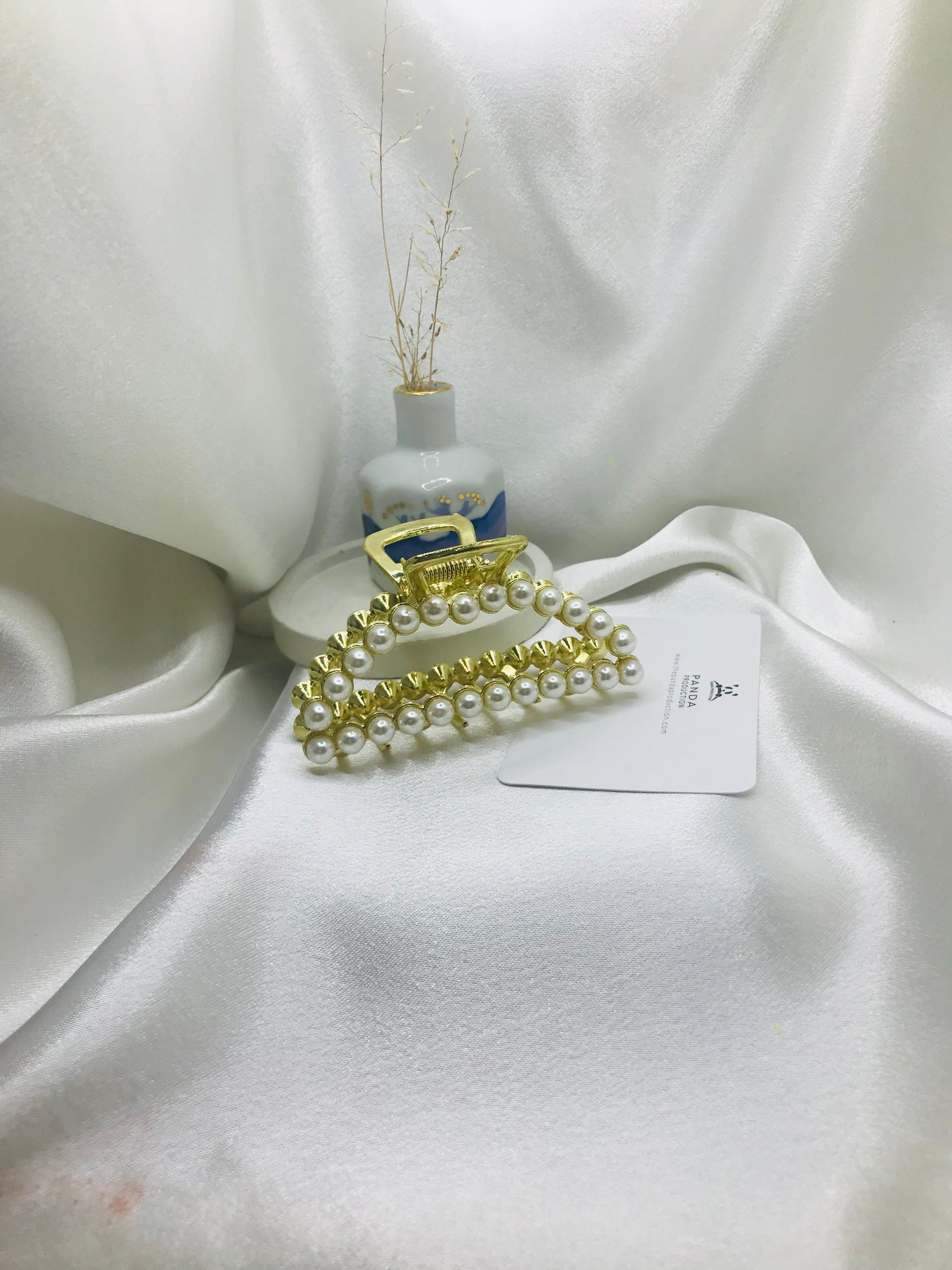 Pearl Hair Claw