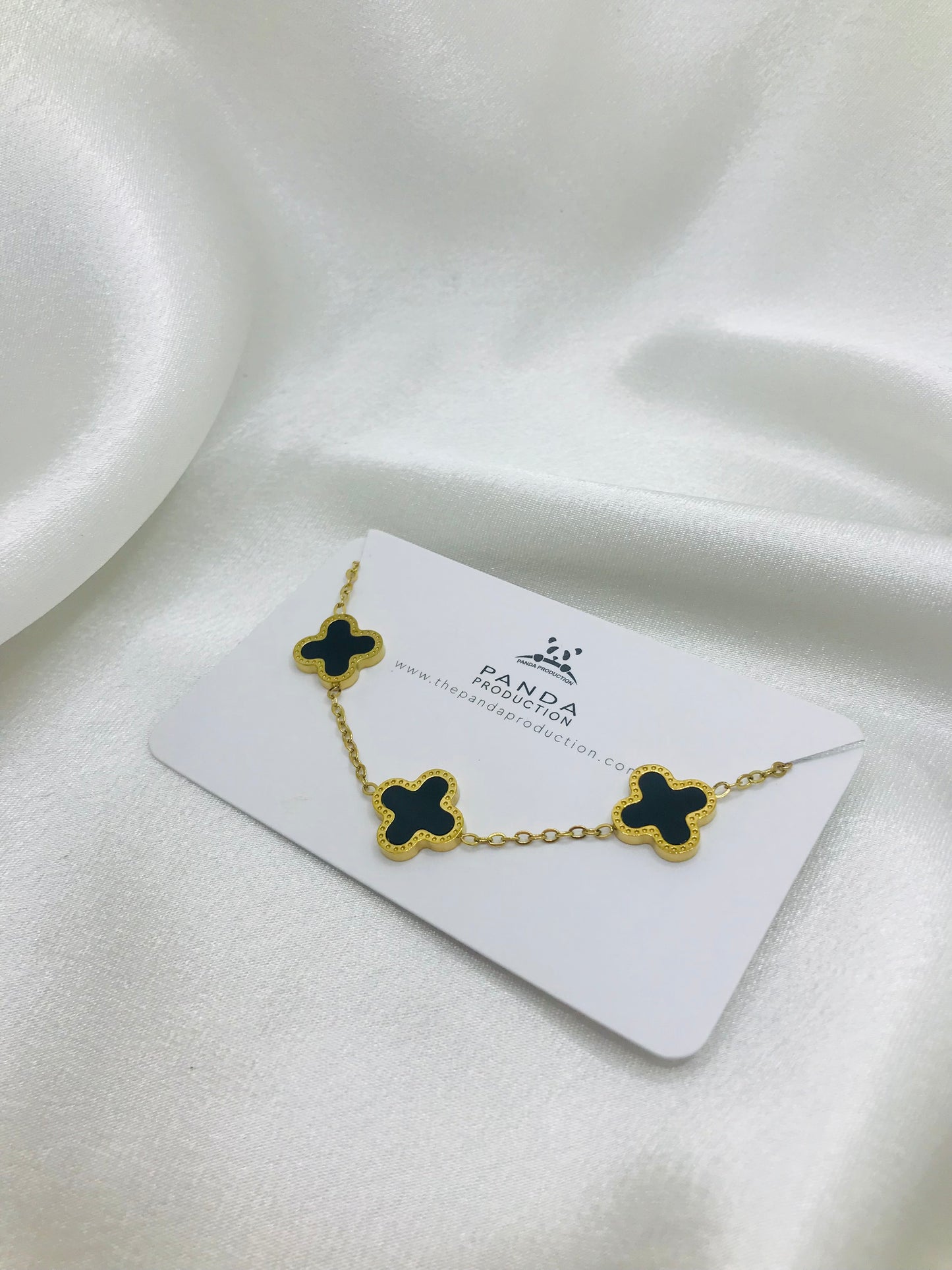 Minimalist Clover Bracelet