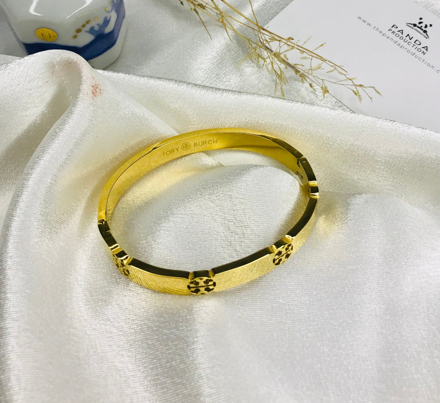 Tory Inspired Gold Facetted Handcuff