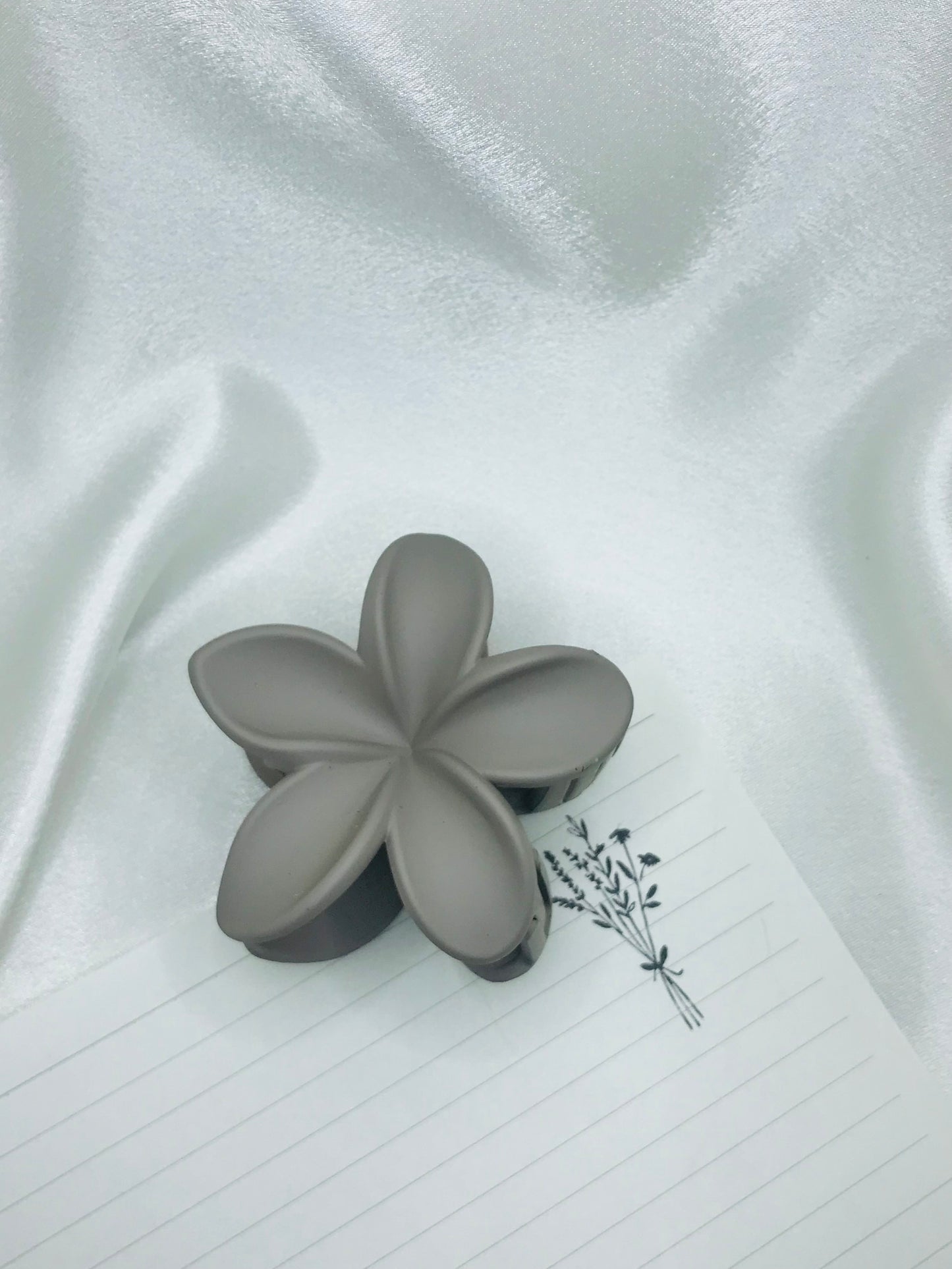 Mate flower Hair Catcher