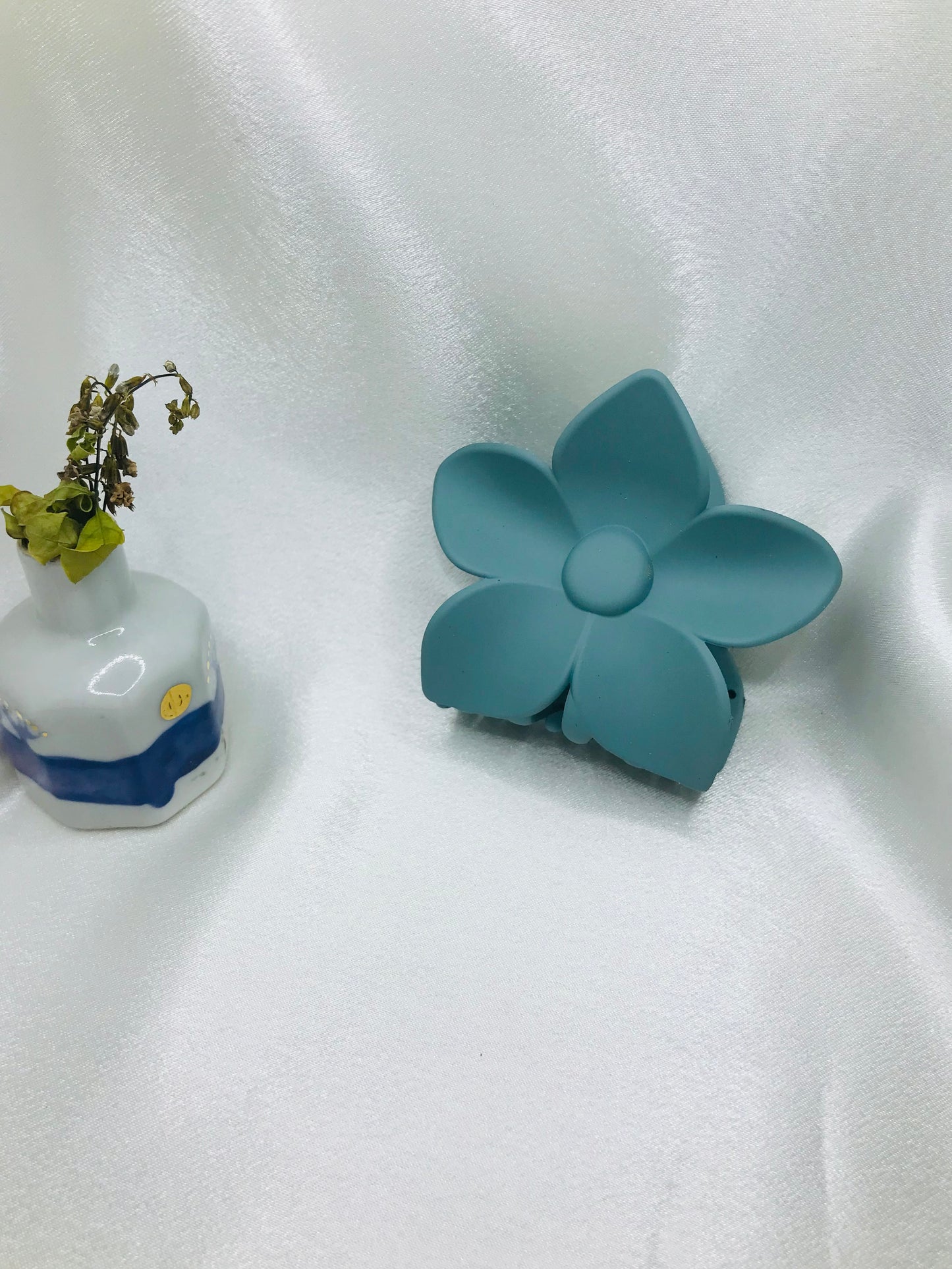 Mate flower Hair Catcher
