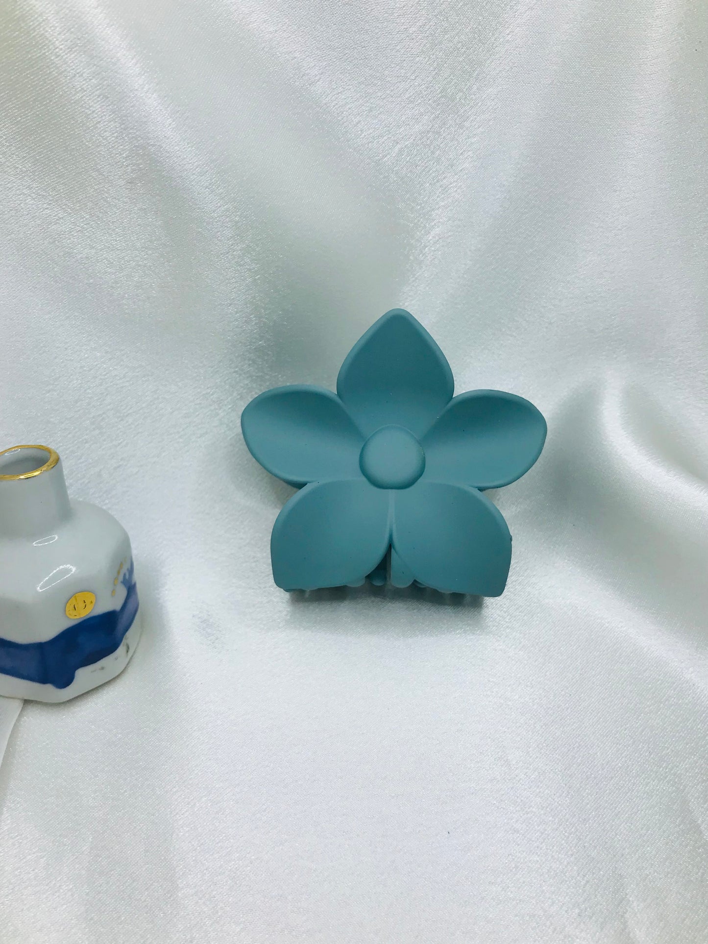Mate flower Hair Catcher
