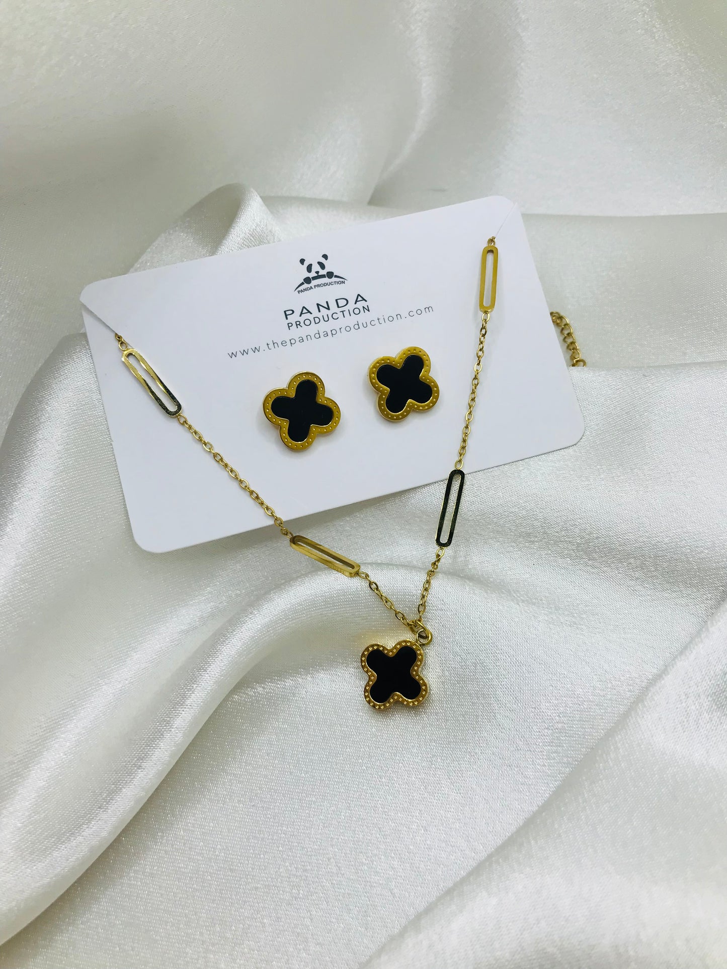 Clover Chain Set