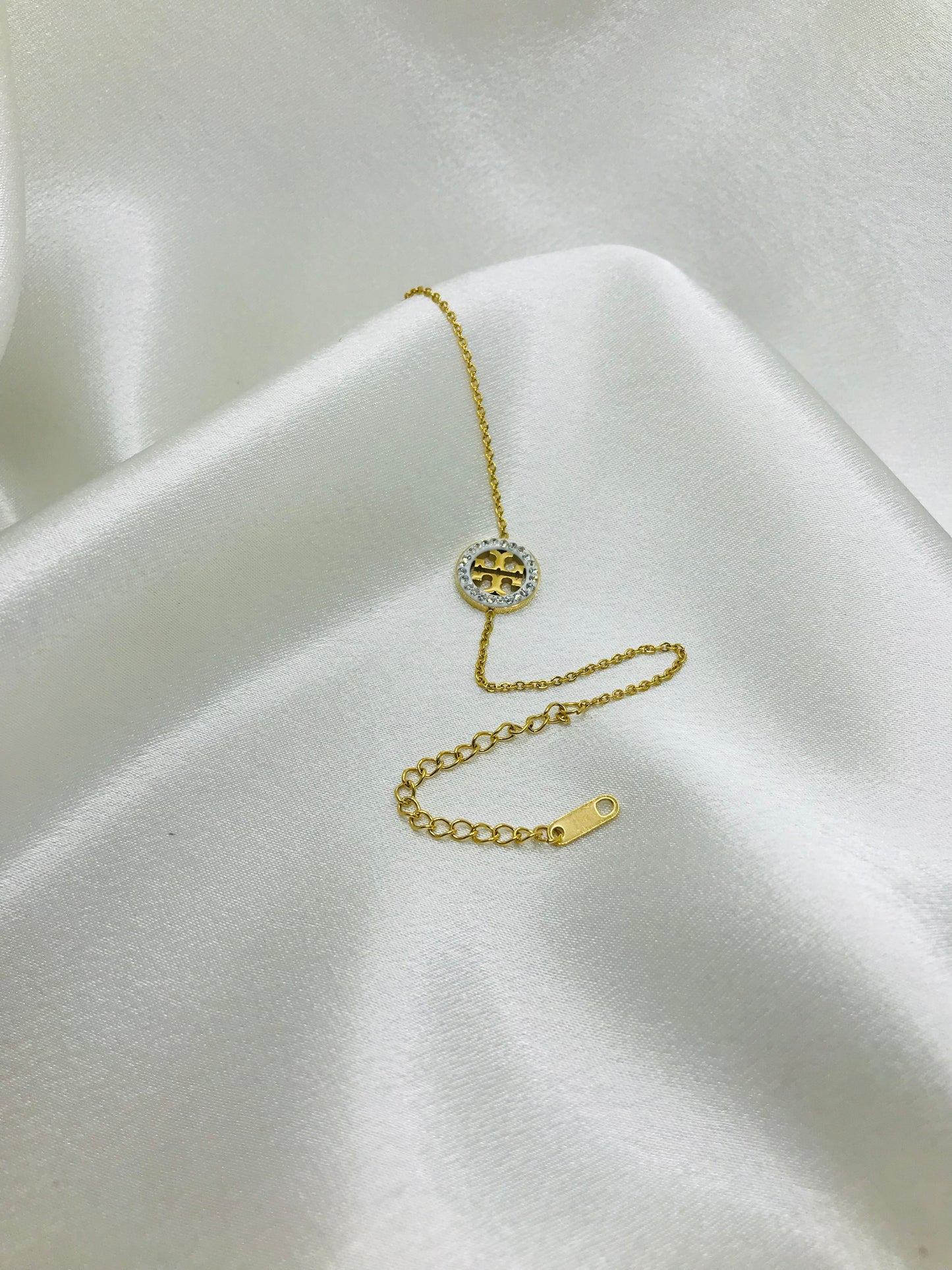 Tory Inspired Minimal Bracelet