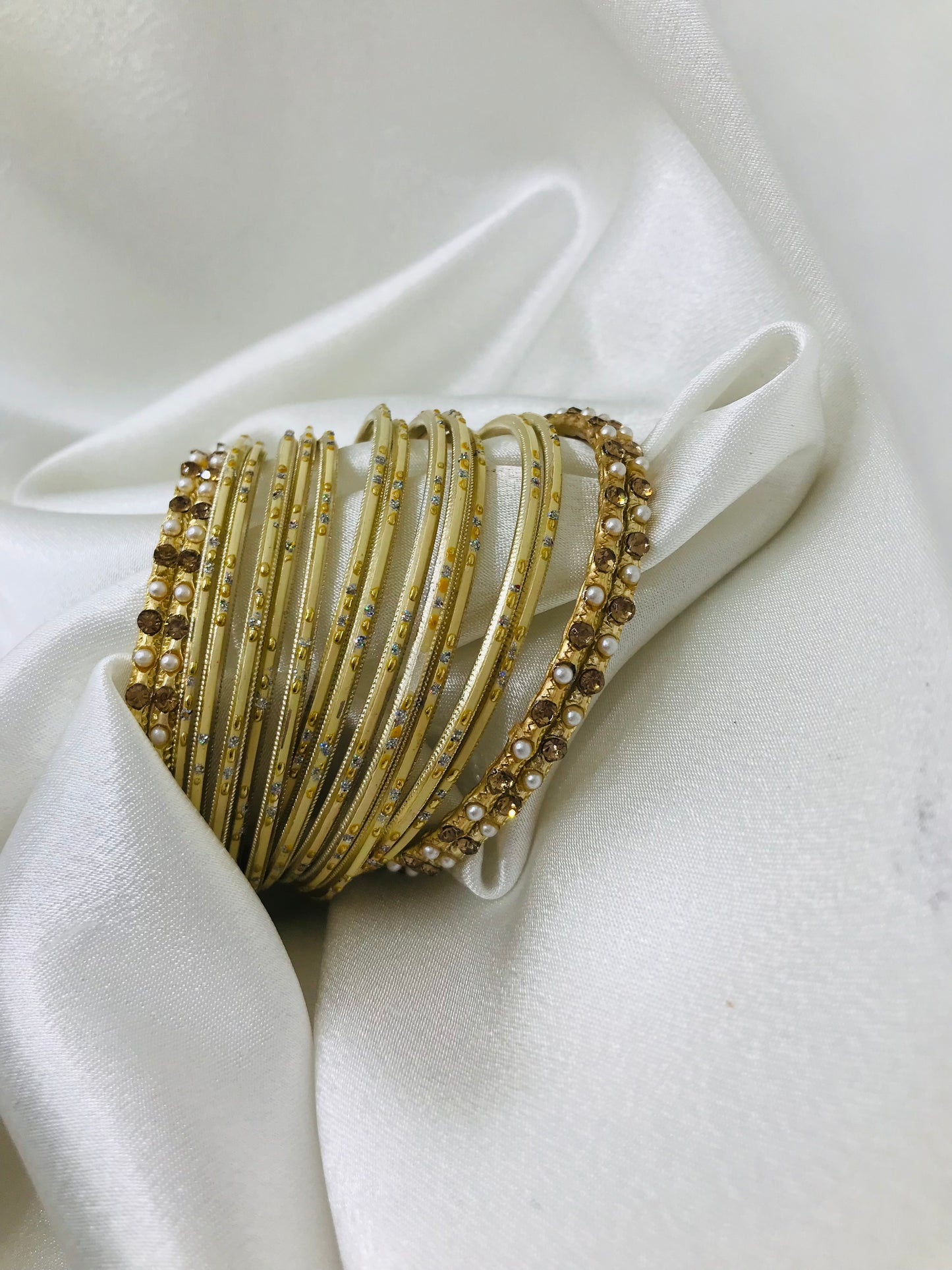 Sophisticated Design Bangles