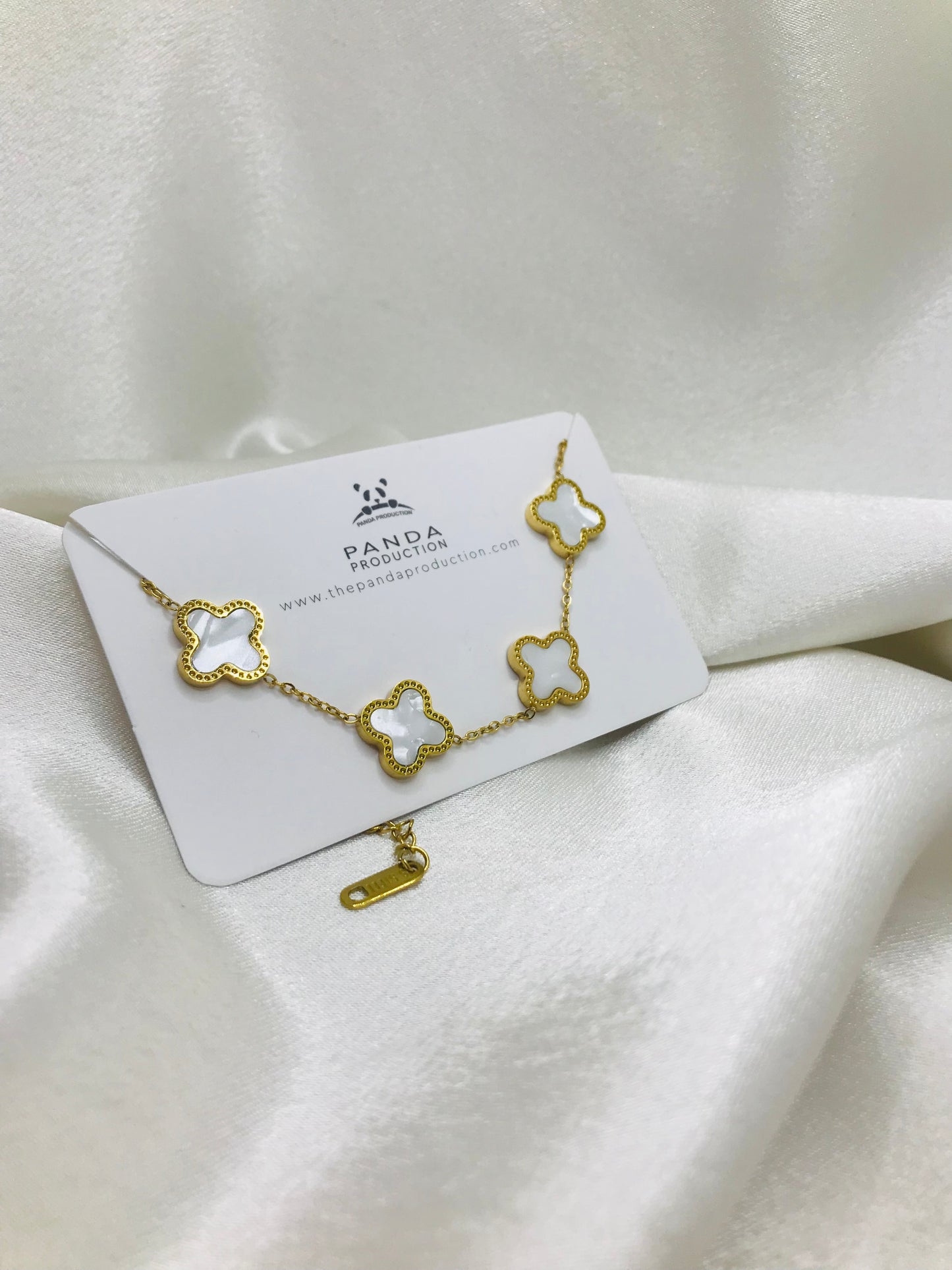 Minimalist Clover Bracelet