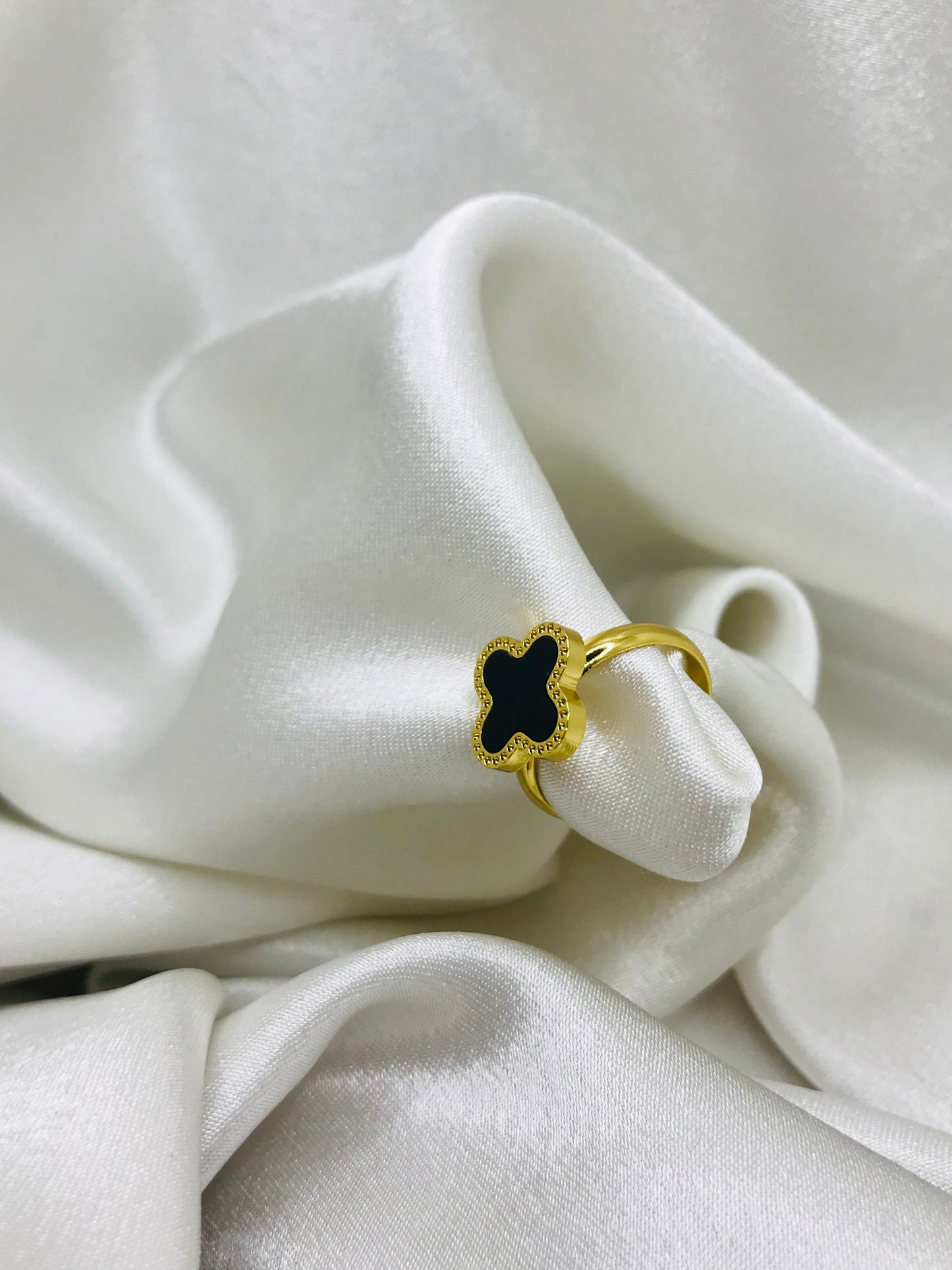 Black Onyx Clover Ring