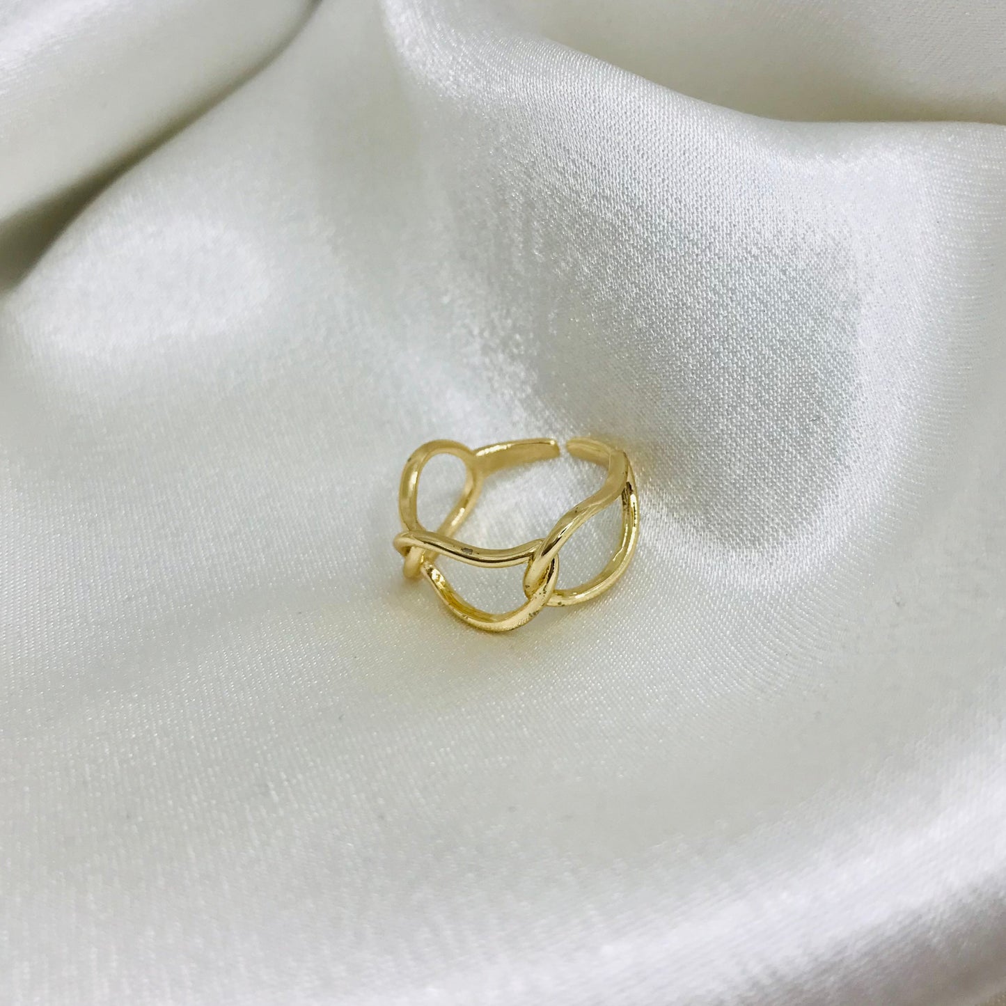 Gold Knot Ring