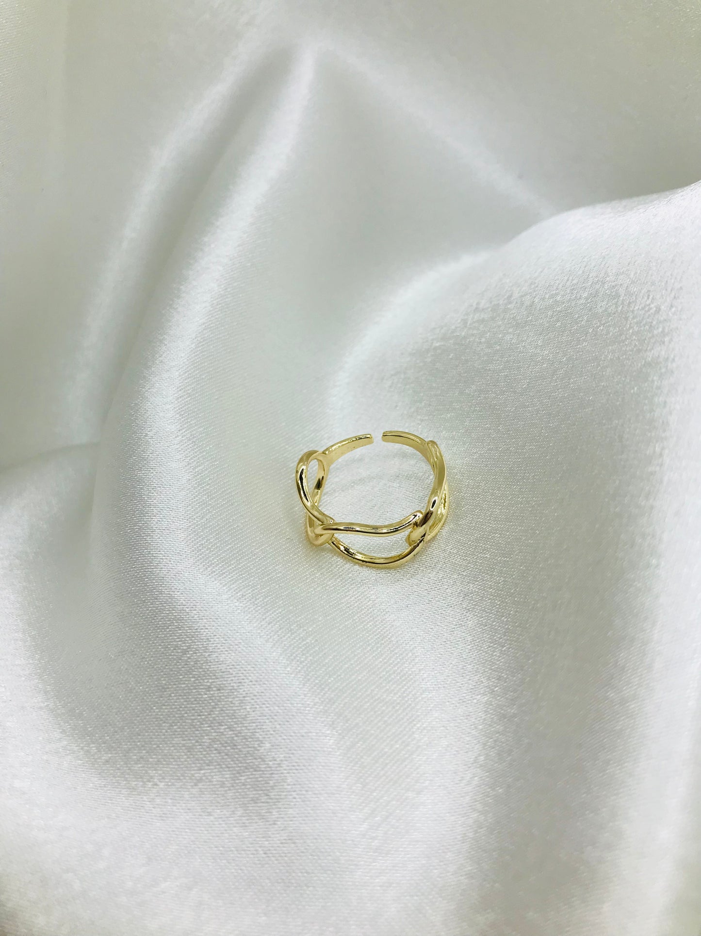 Gold Knot Ring