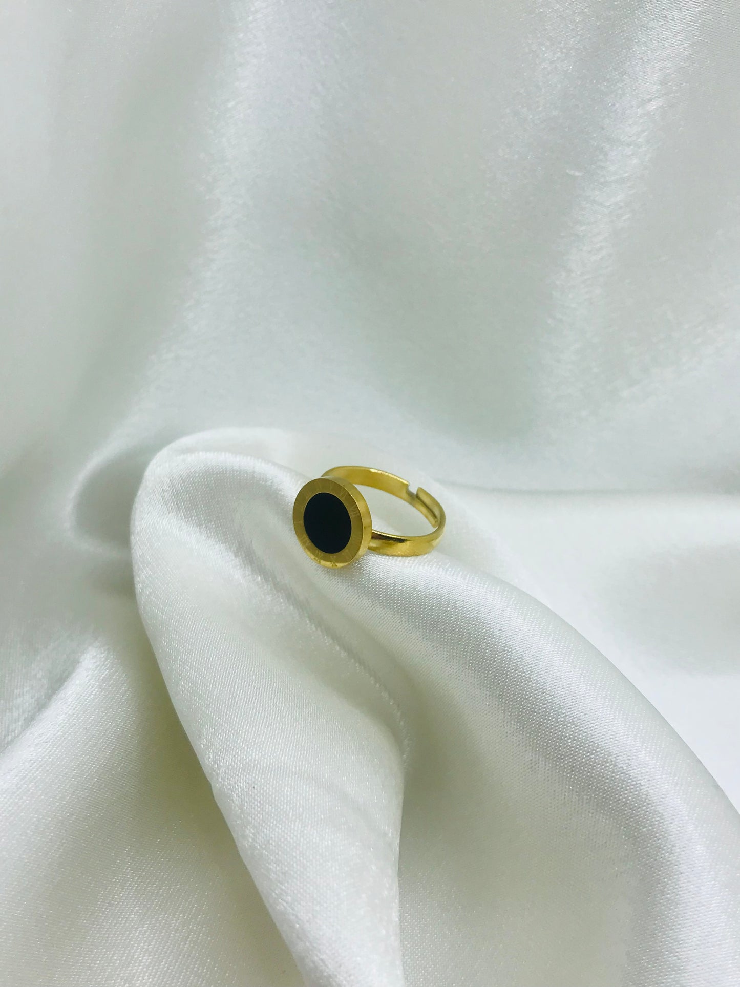 Roman Geometrical Stainless Rings