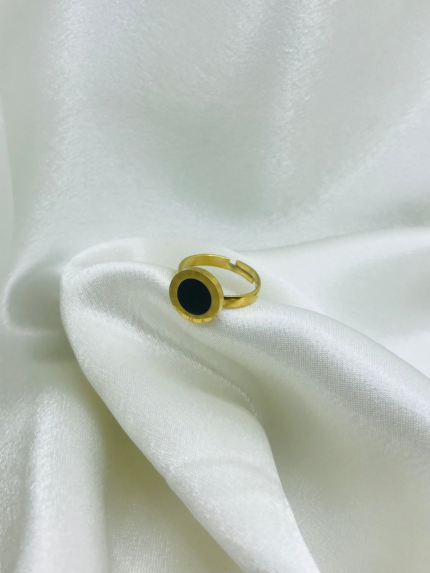 Roman Geometrical Stainless Rings