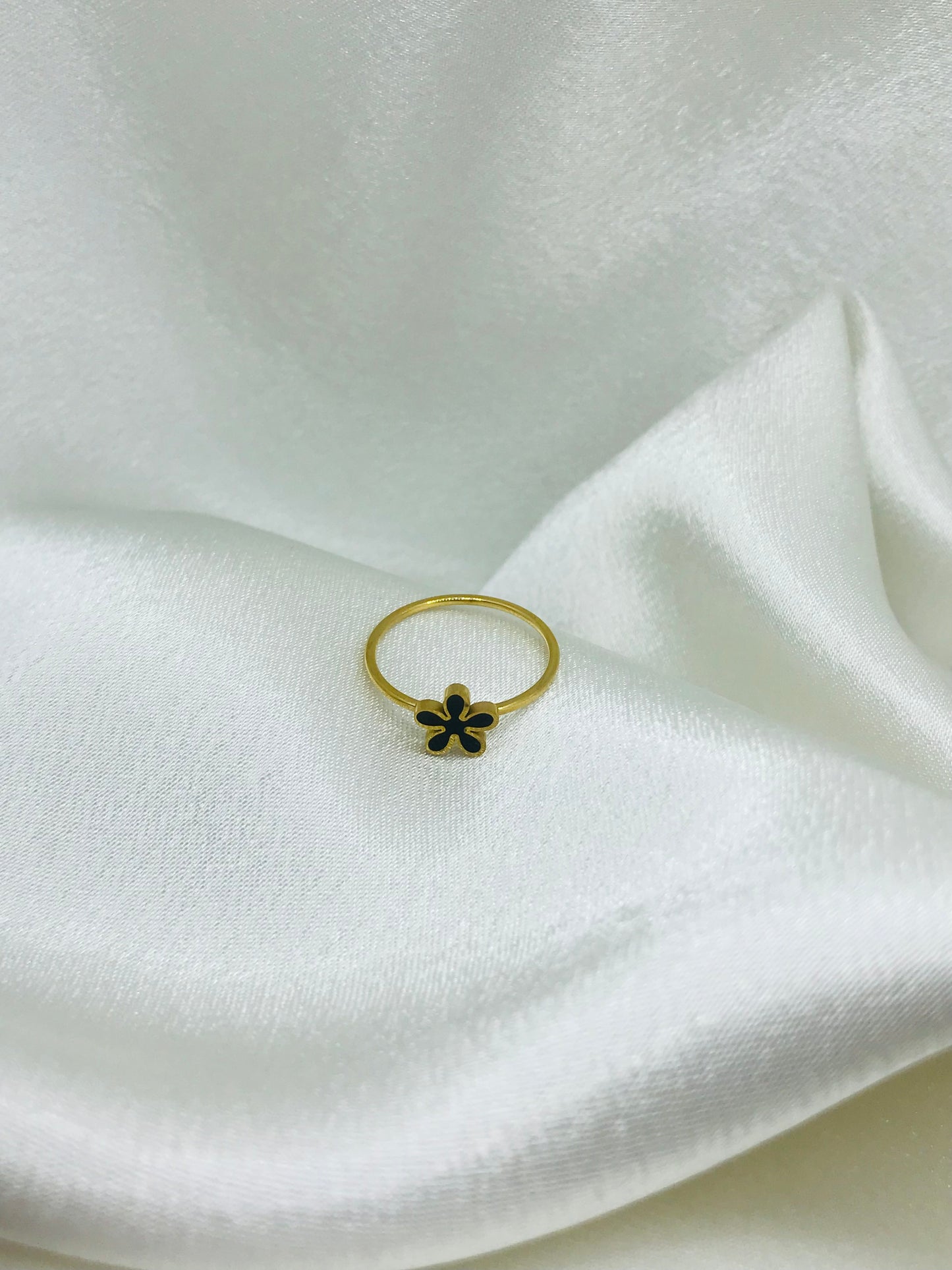 Daisy Flower Minimal Ring