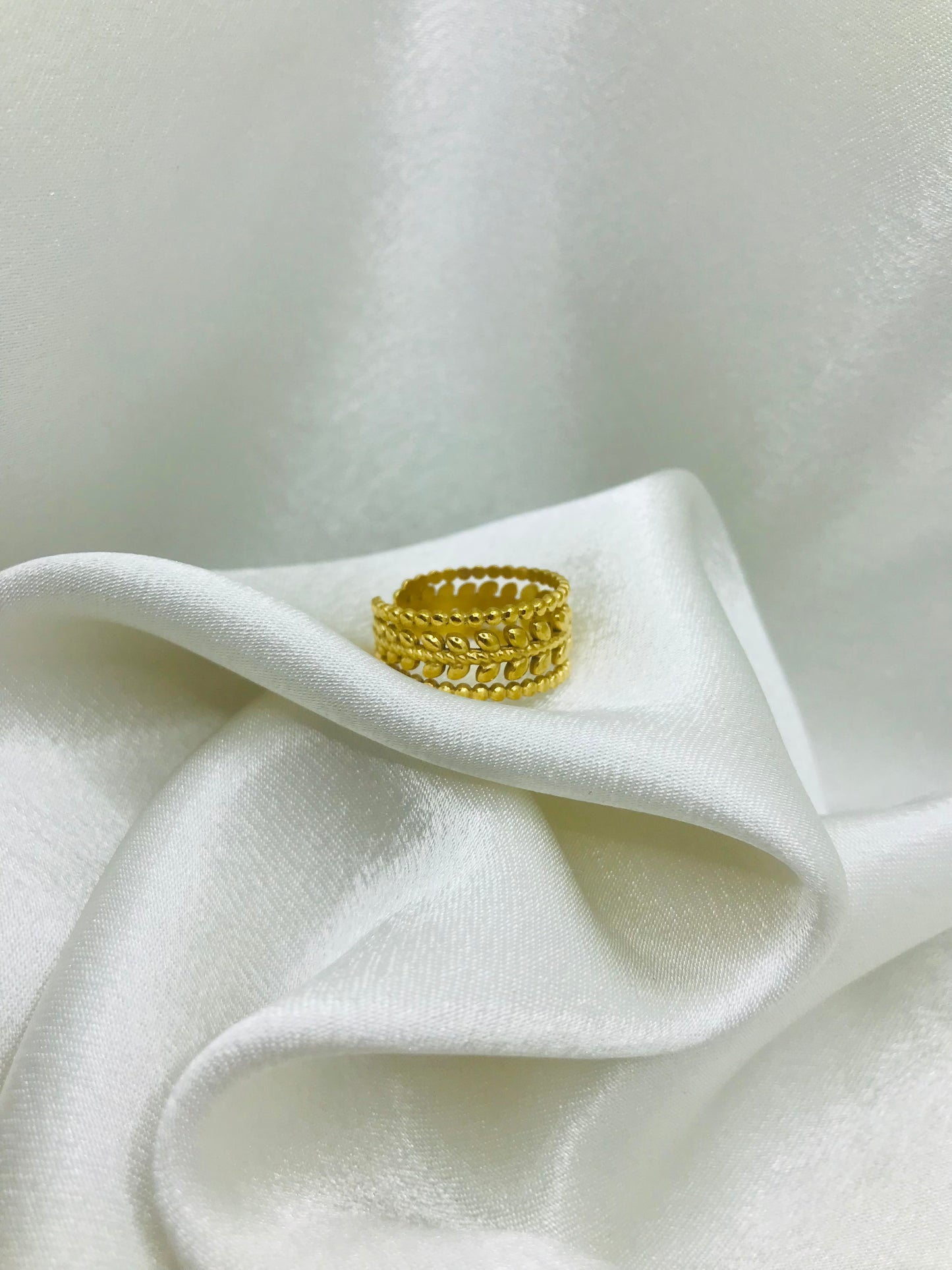 Vintage Open Leaf Ring
