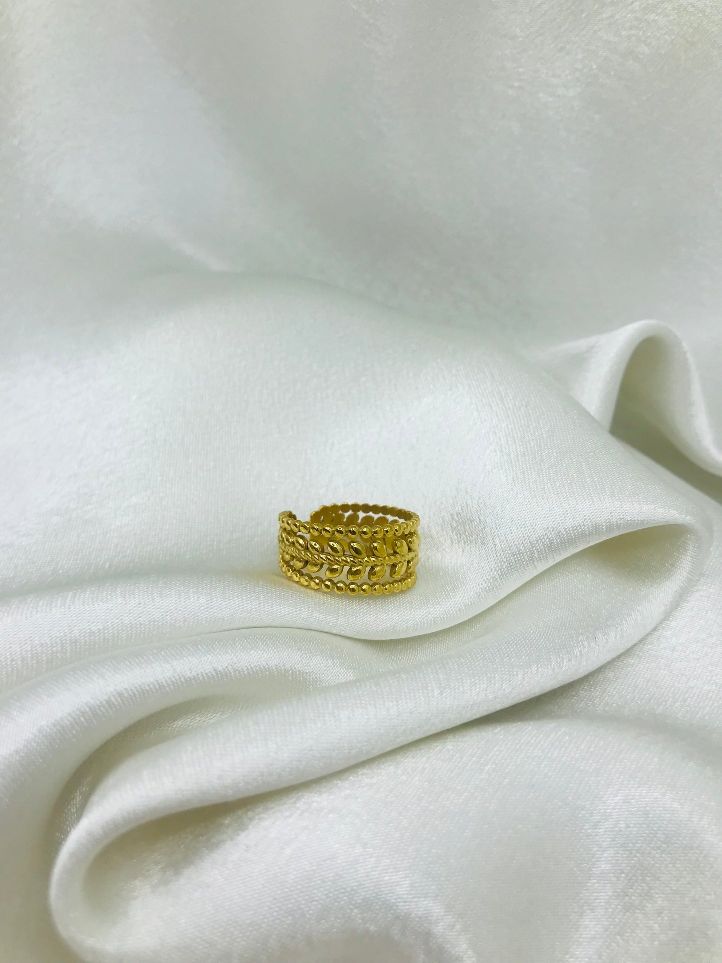 Vintage Open Leaf Ring