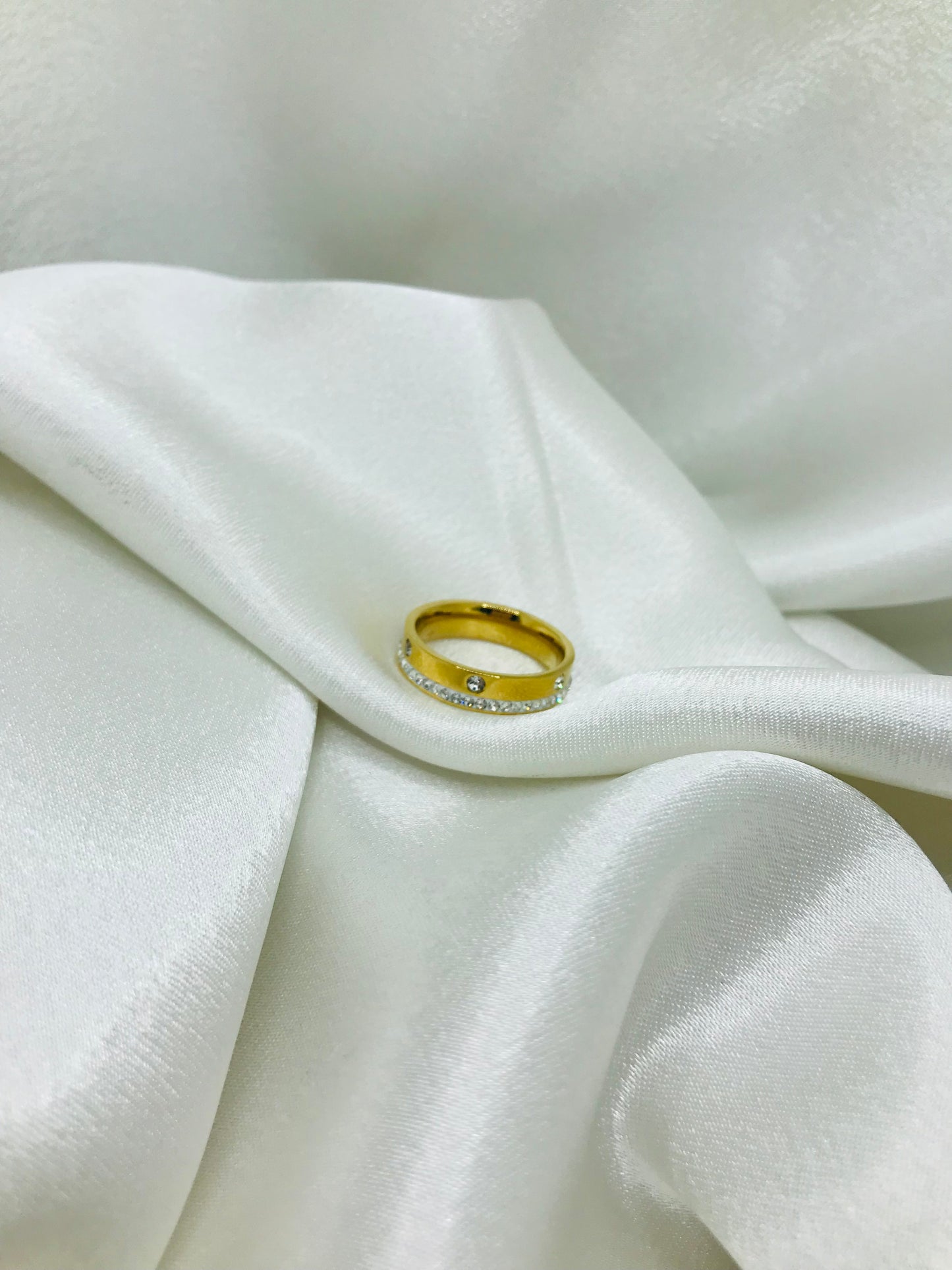 Gold Zircon Bands Ring