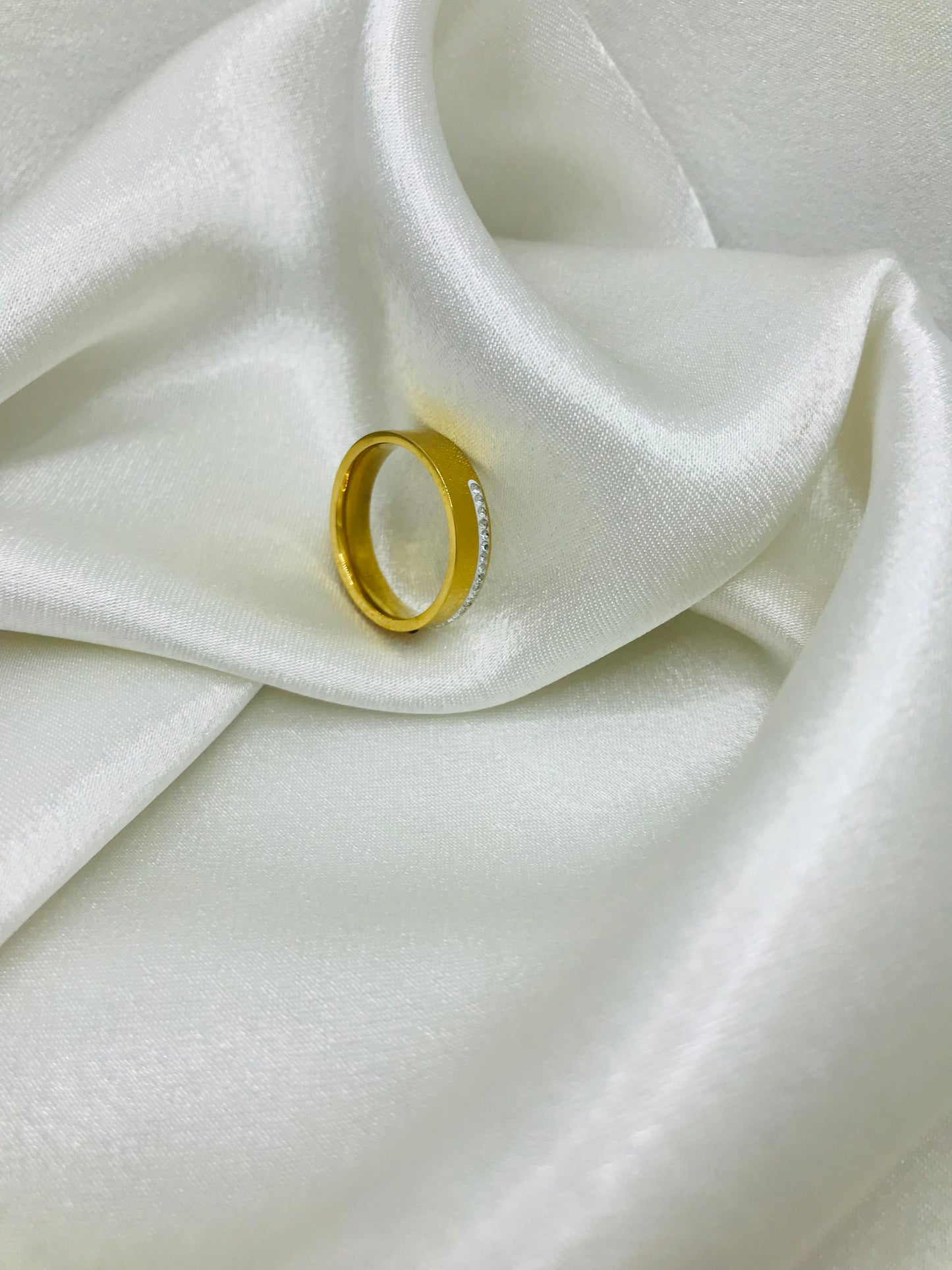 Zirconia Designer Crown Ring