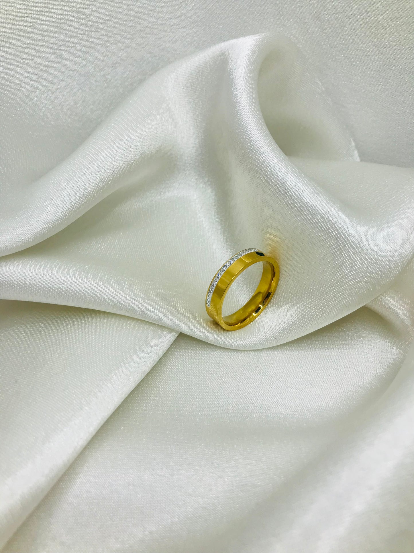 Zirconia Designer Crown Ring