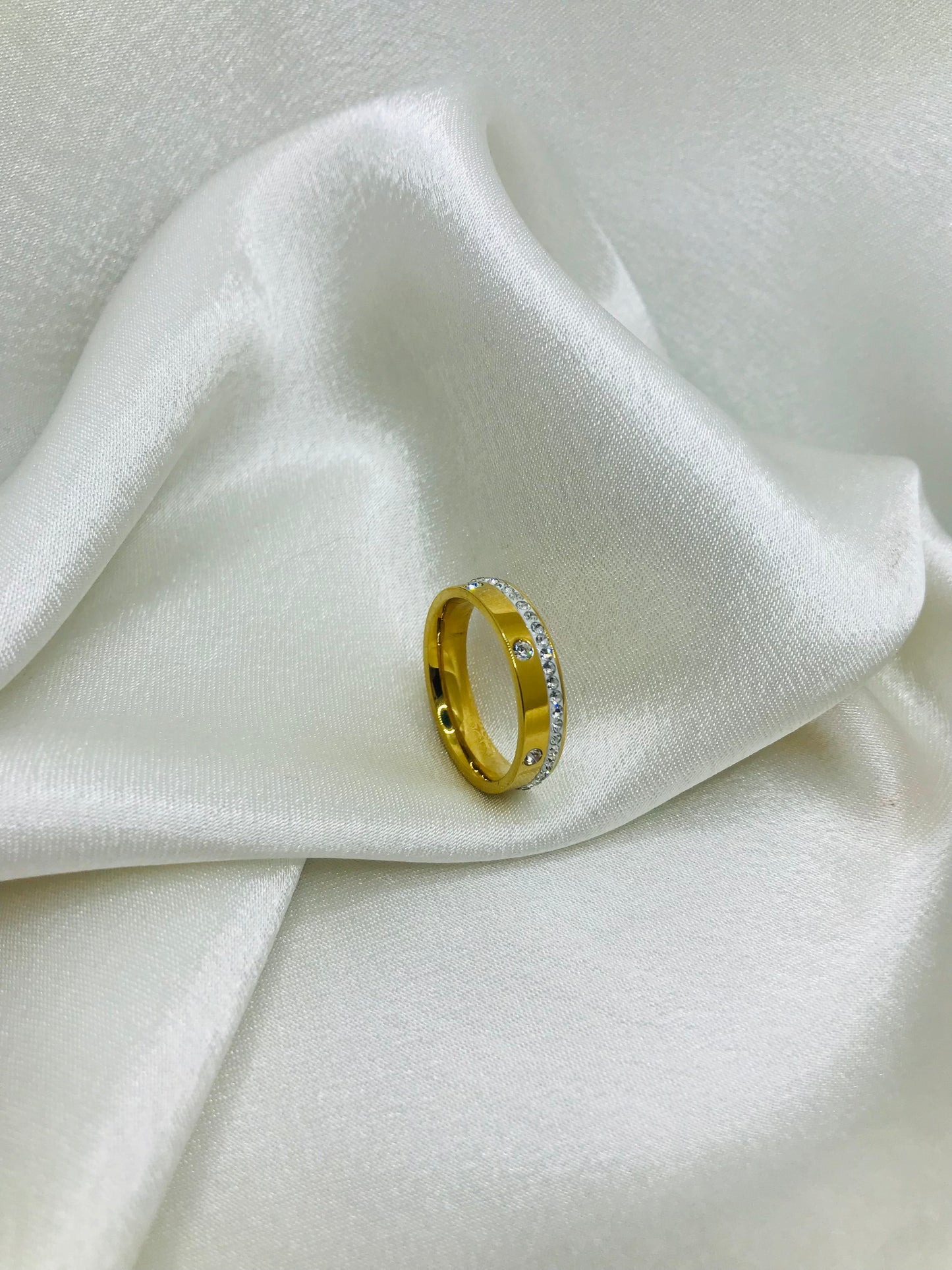 Gold Zircon Bands Ring