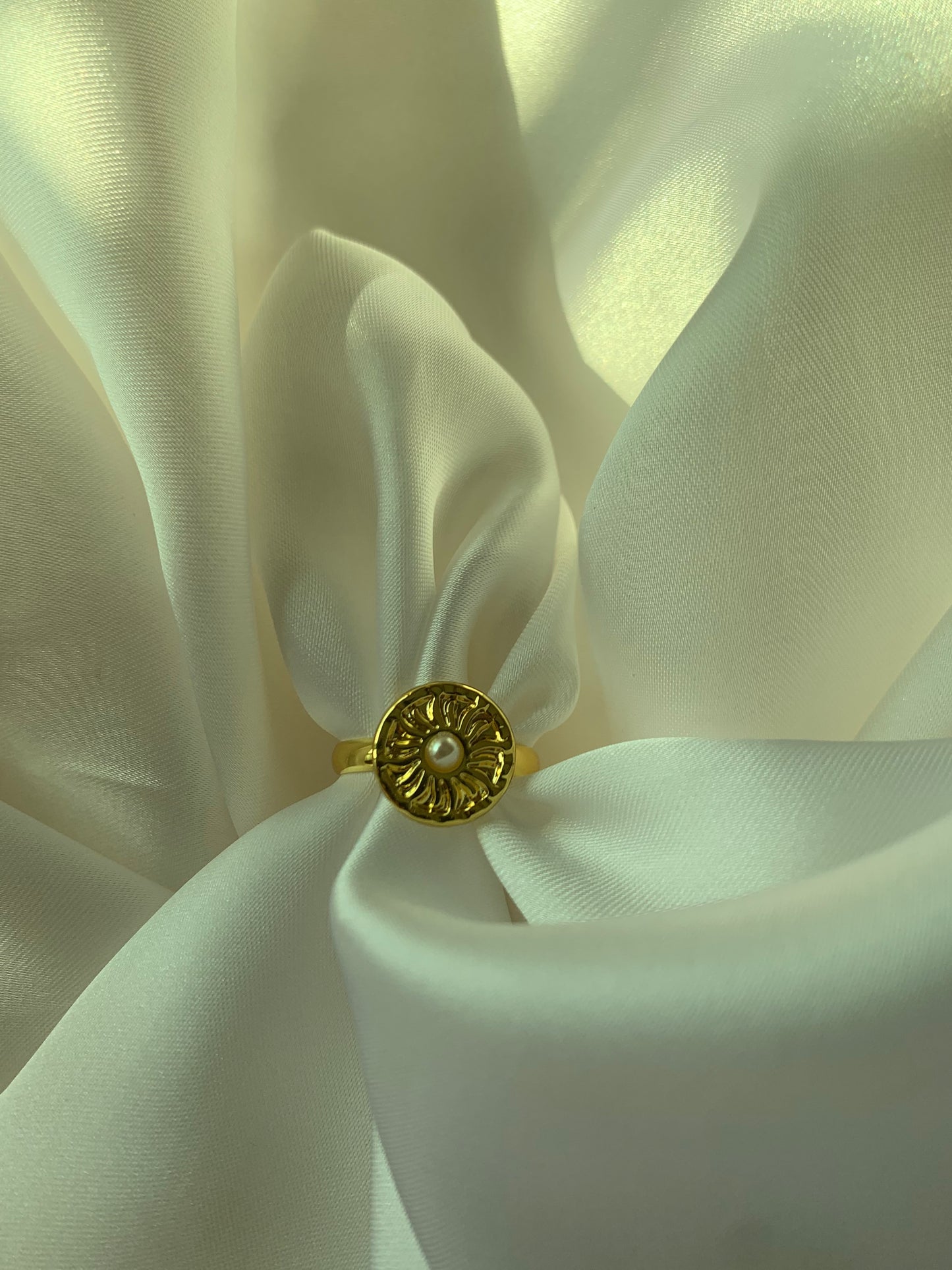 Minimal Ring