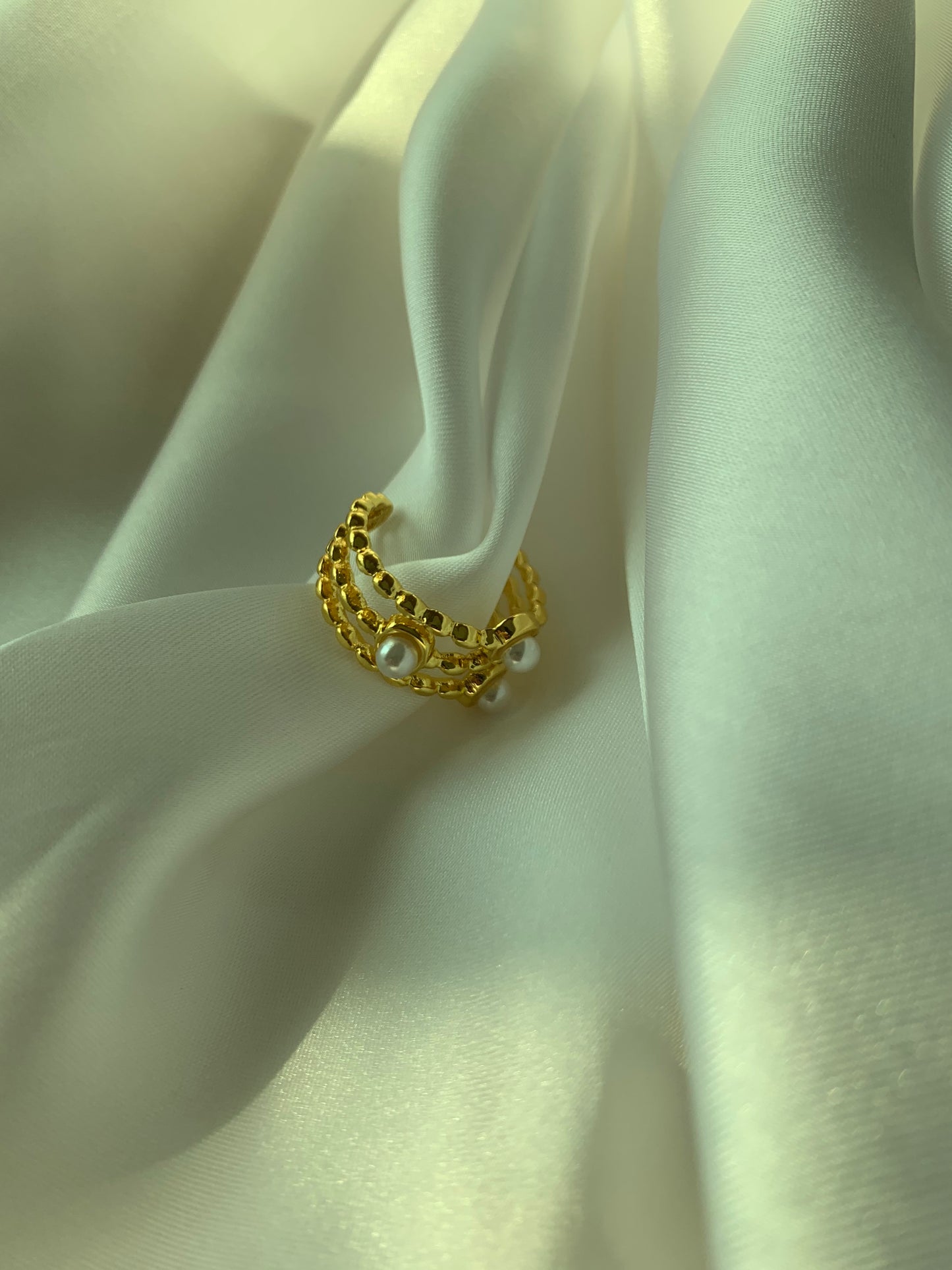 Elegant Pearl Ring