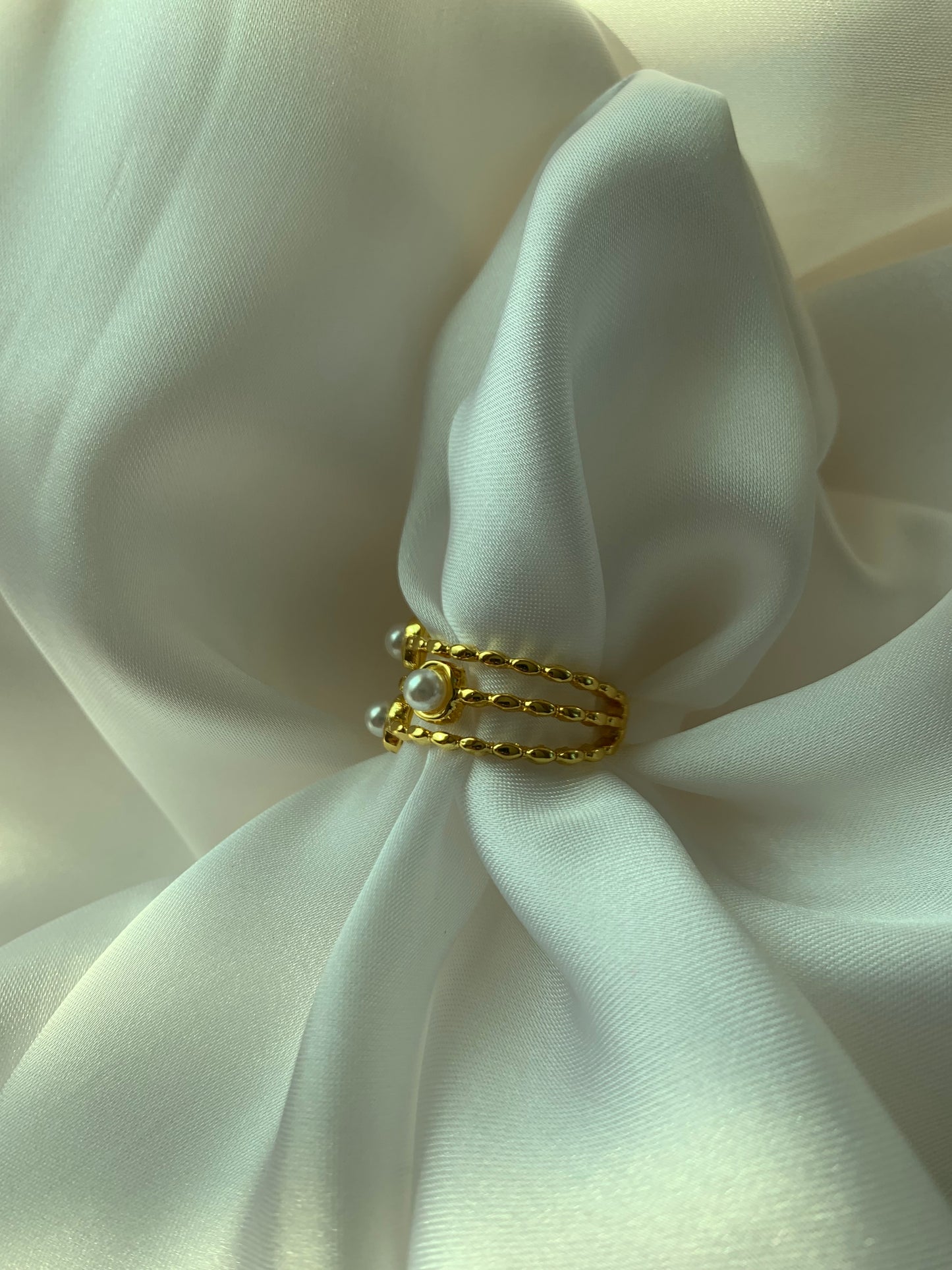 Elegant Pearl Ring