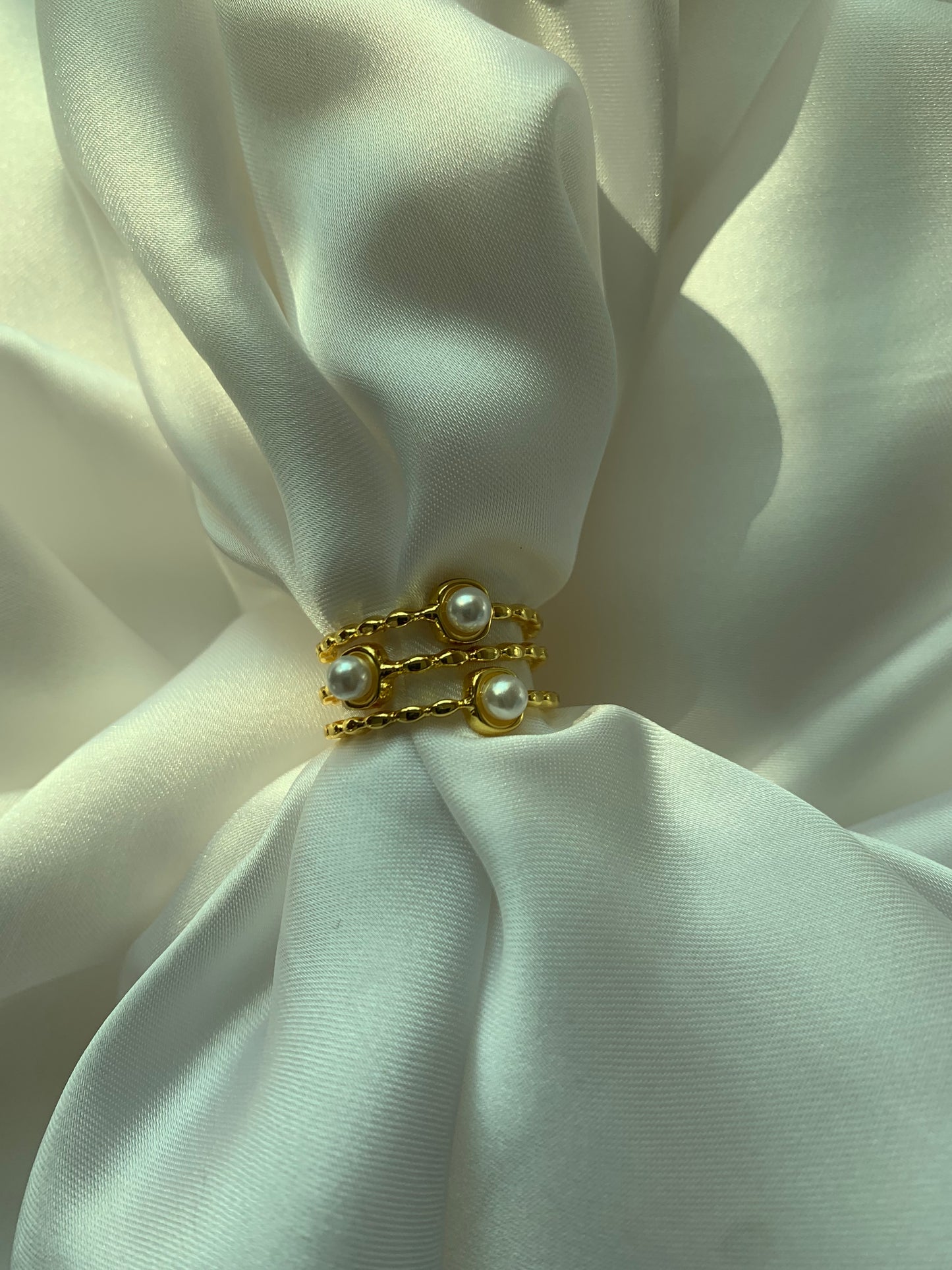Elegant Pearl Ring