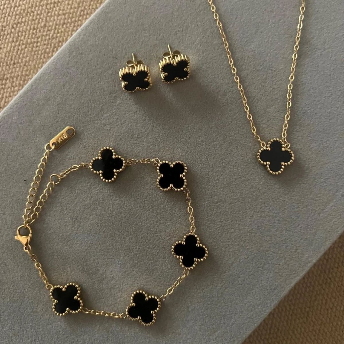 Clover Elegant Jewelry Set