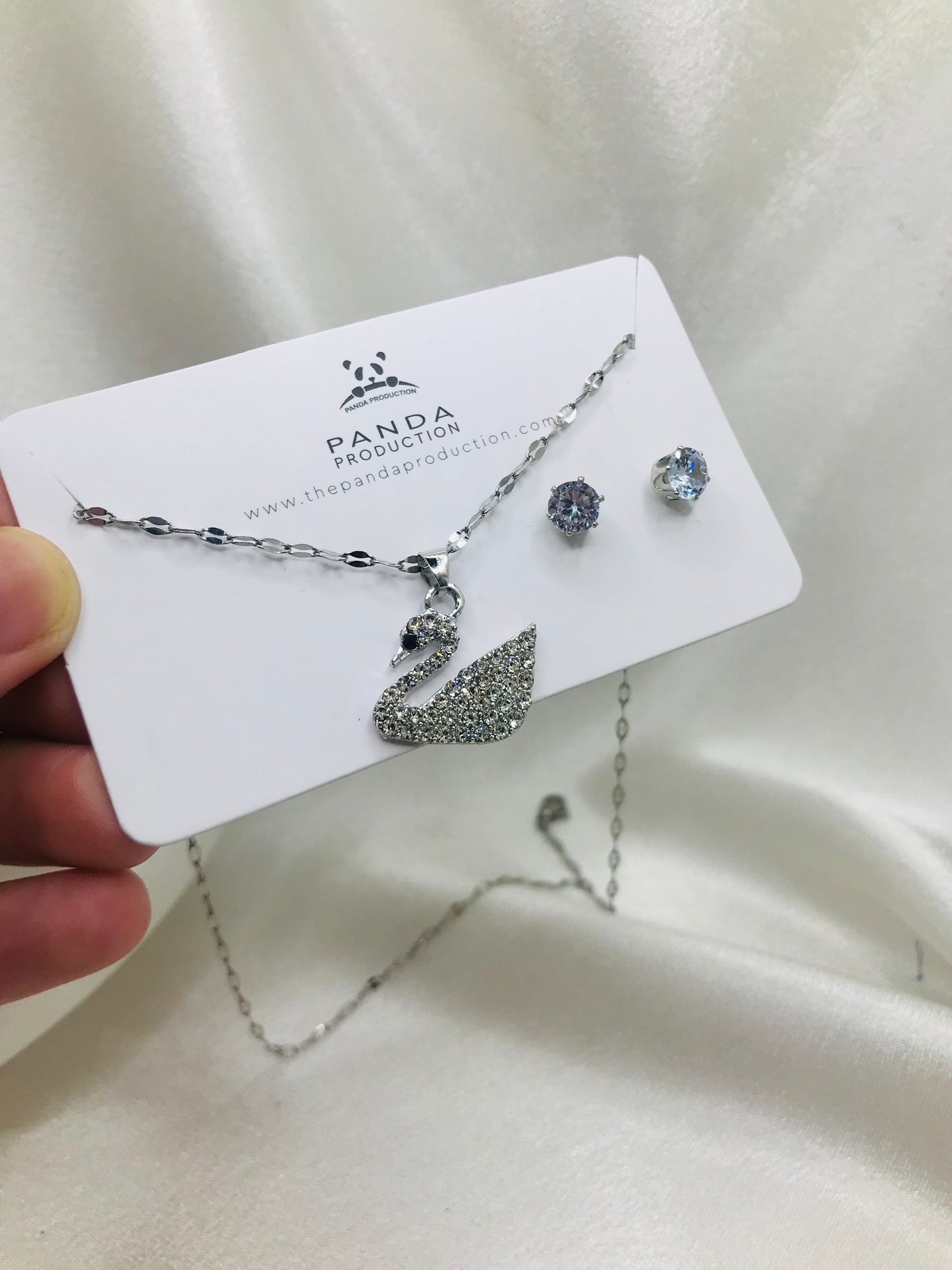 Swan Necklace and Earrings Set
