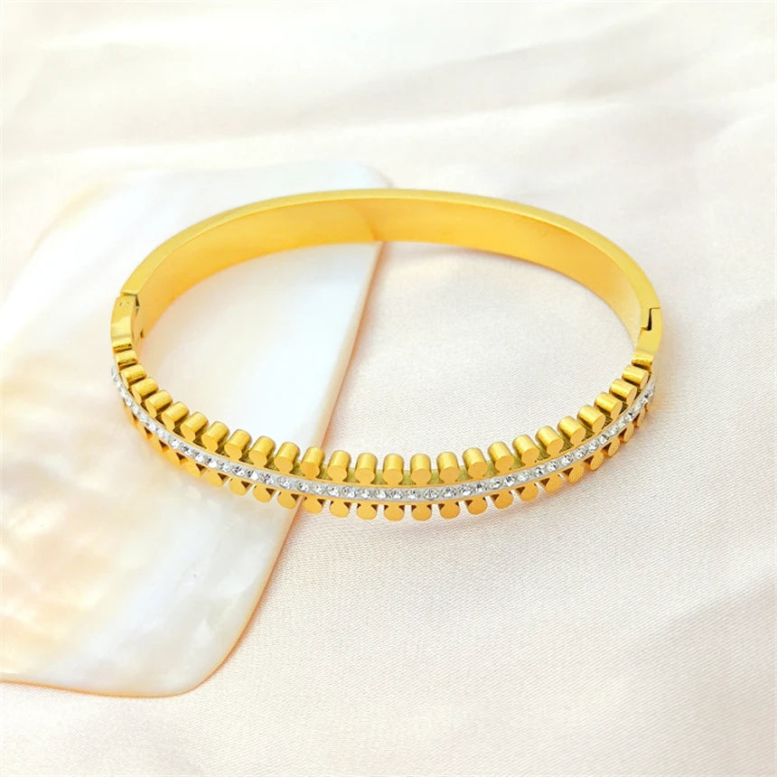 Luxury Zipper Diamond Cuff Bracelet