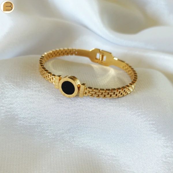 Minimal Gold Love Handcuff