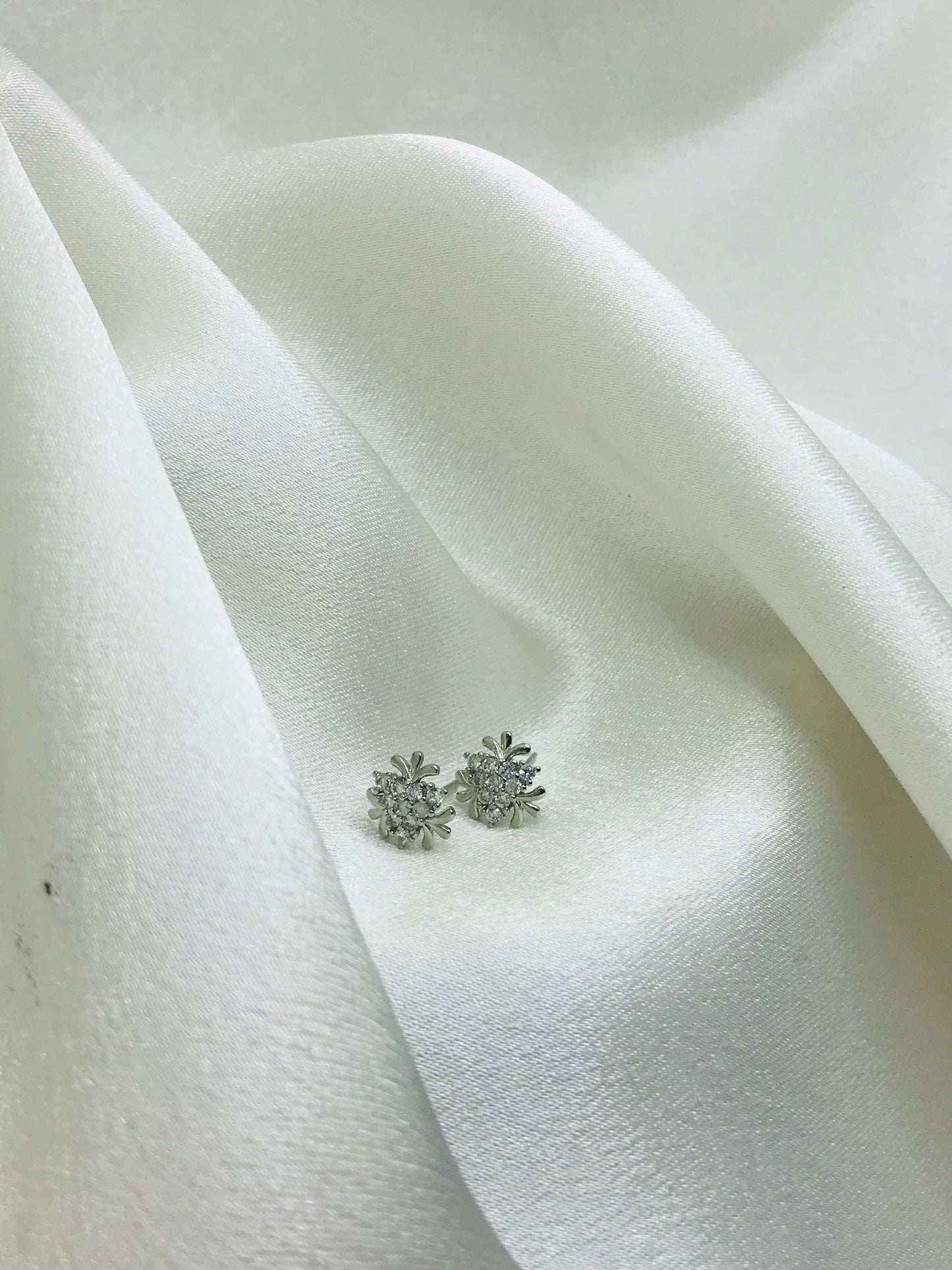 Flower Diamond Stud Earrings