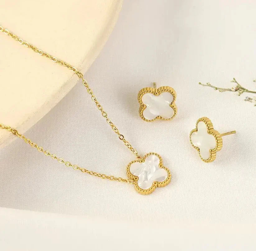 Minimal Clover Jewllery Set