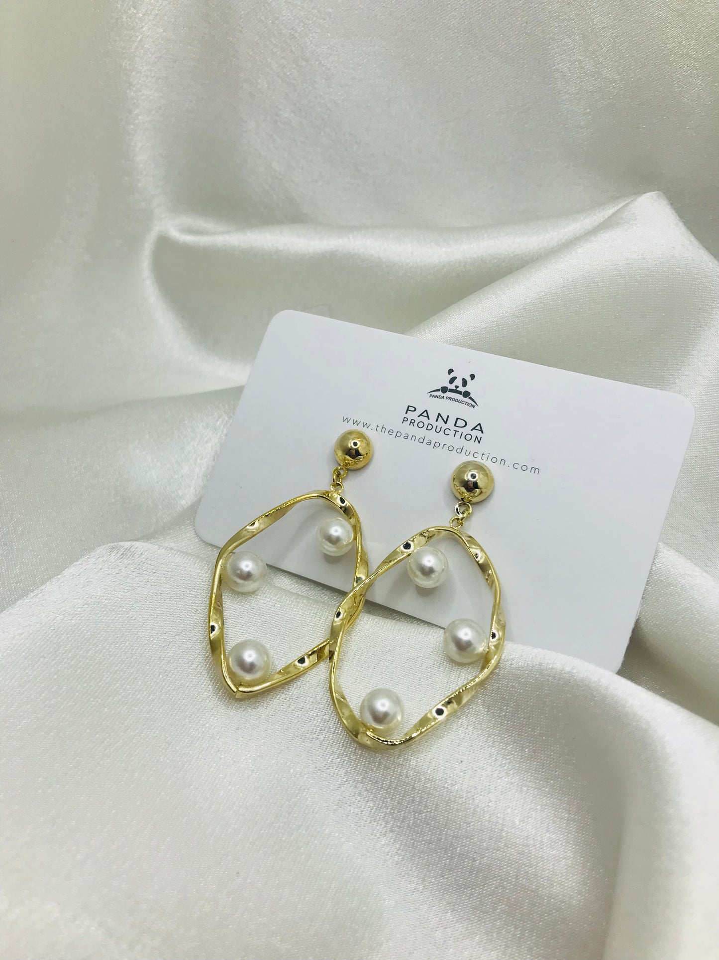 Metal Pearl Earrings