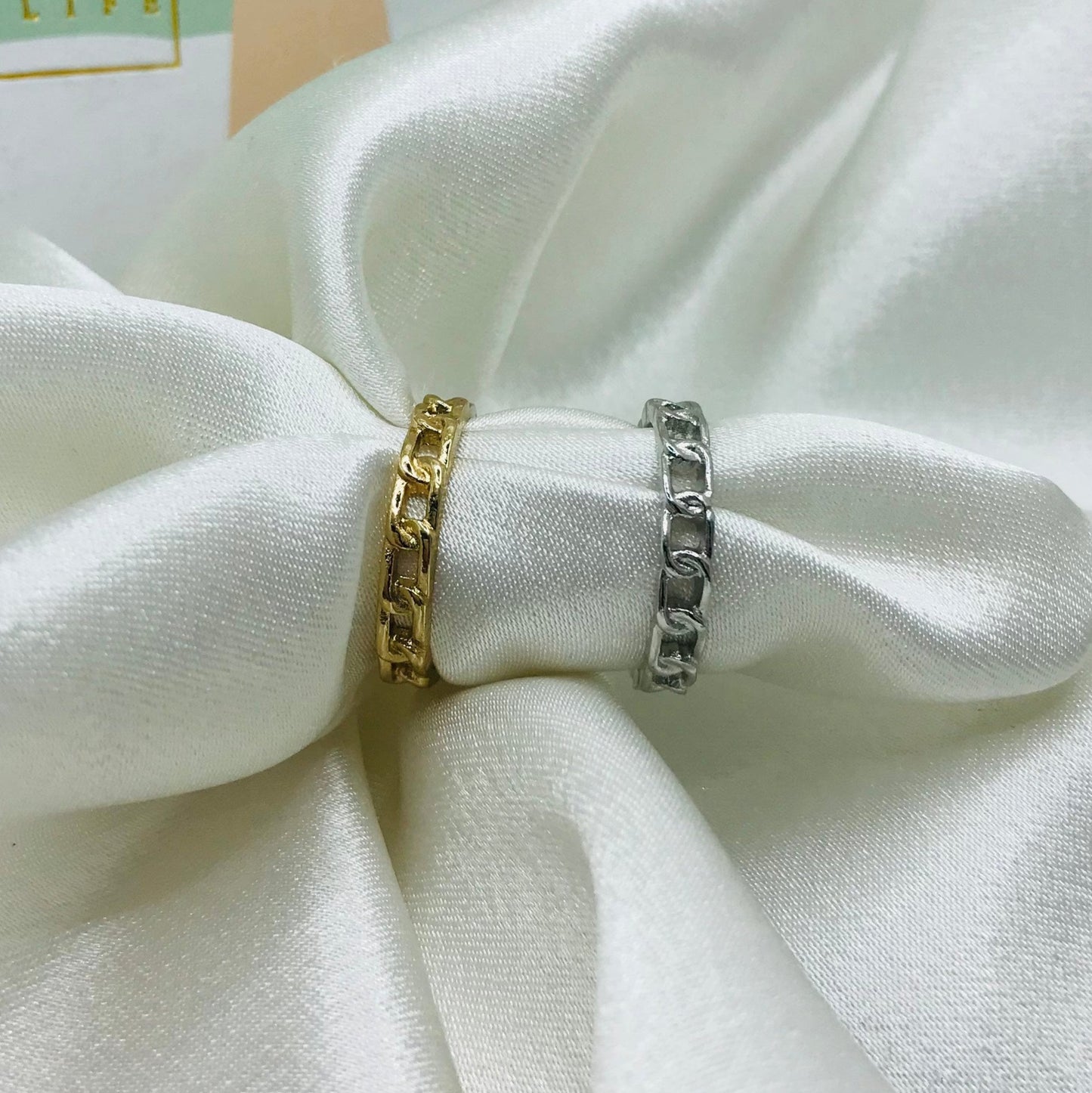 Minimalist Statement Chain link Ring
