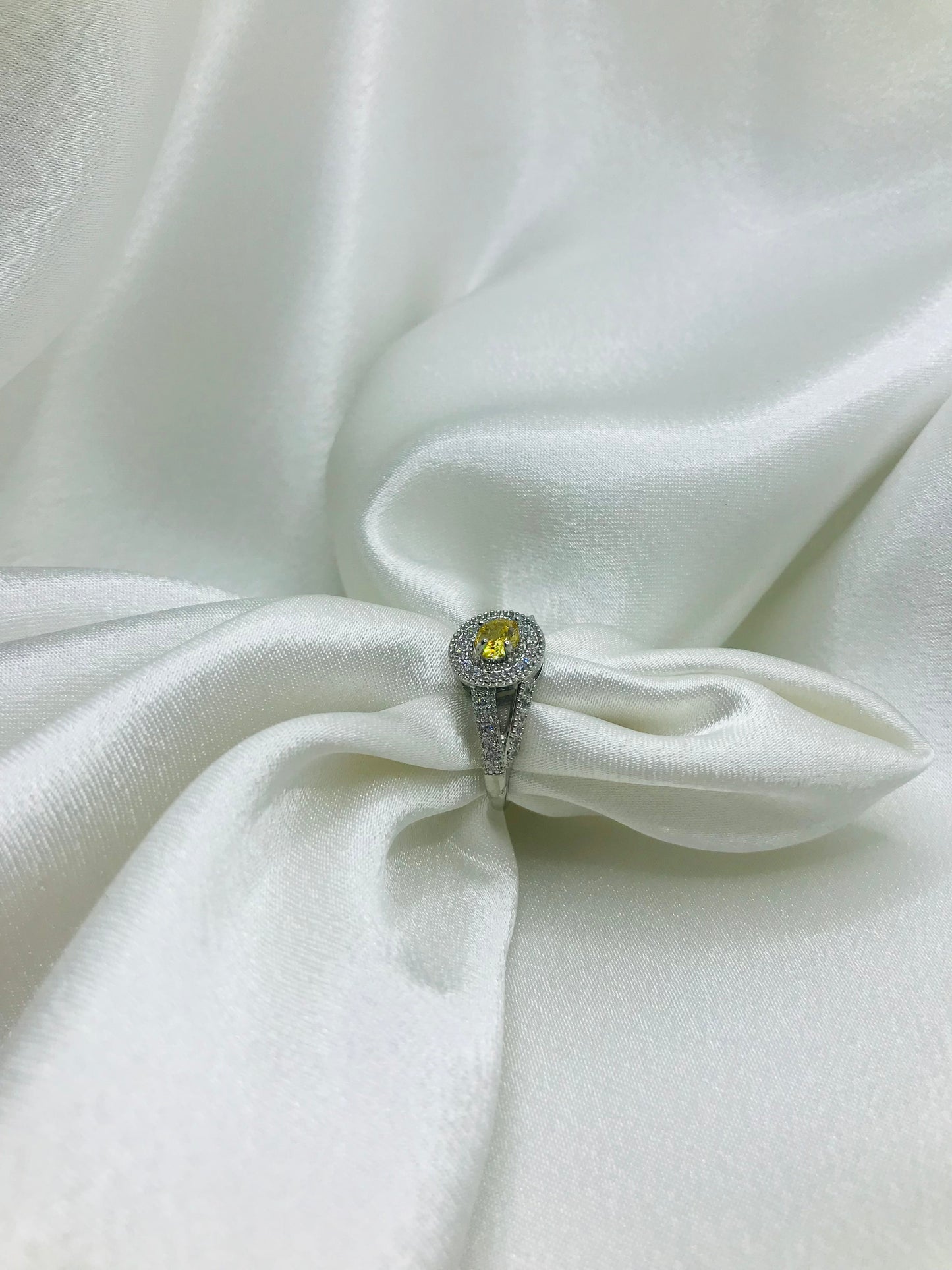 Oval Yellow Gemstone Ring