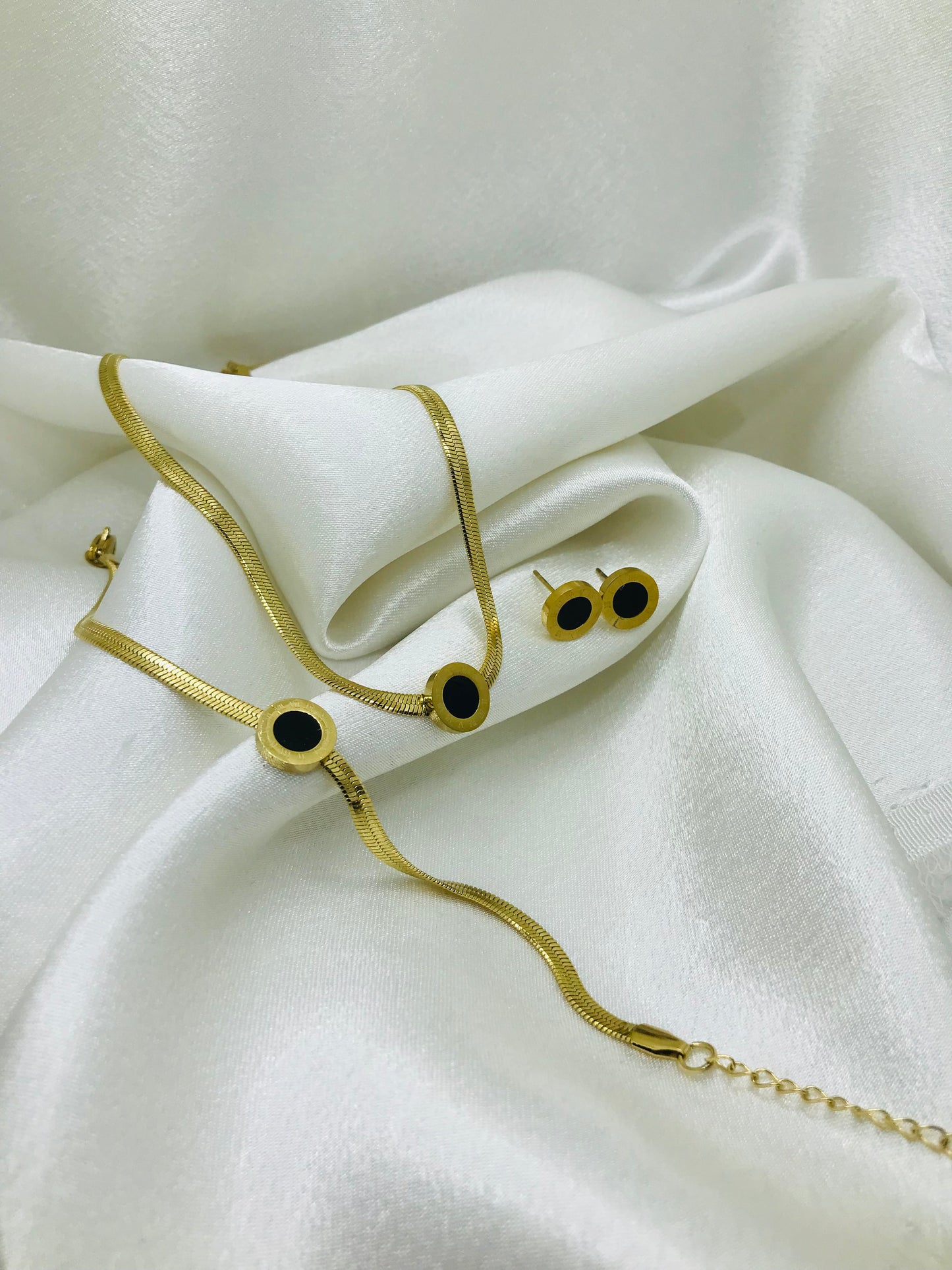 Roman Snake Chain Gold Jewelry Set