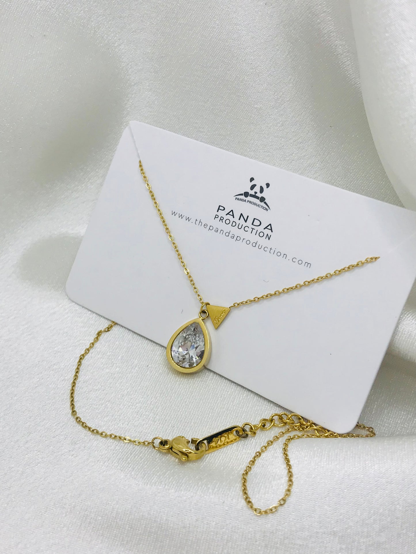 Teardrop Gold Pendant