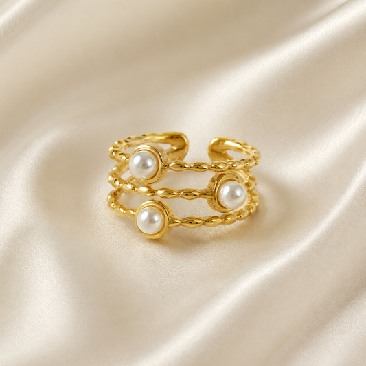 Elegant Pearl Ring