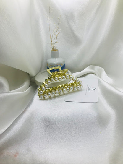 Pearl Hair Claw