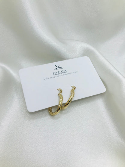 Oval Gold Hoop Earrings