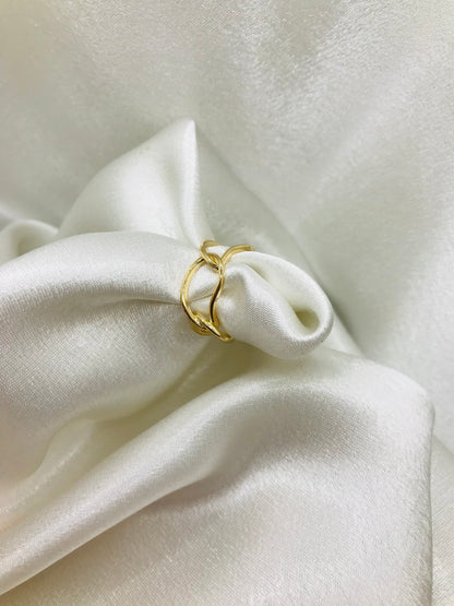 Gold Knot Ring