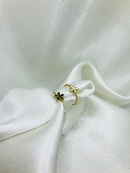 Daisy Flower Minimal Ring