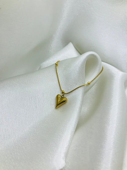 Gold Heart Charm Brecelet