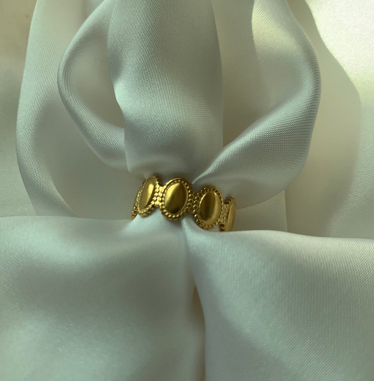 Mini Oval ring