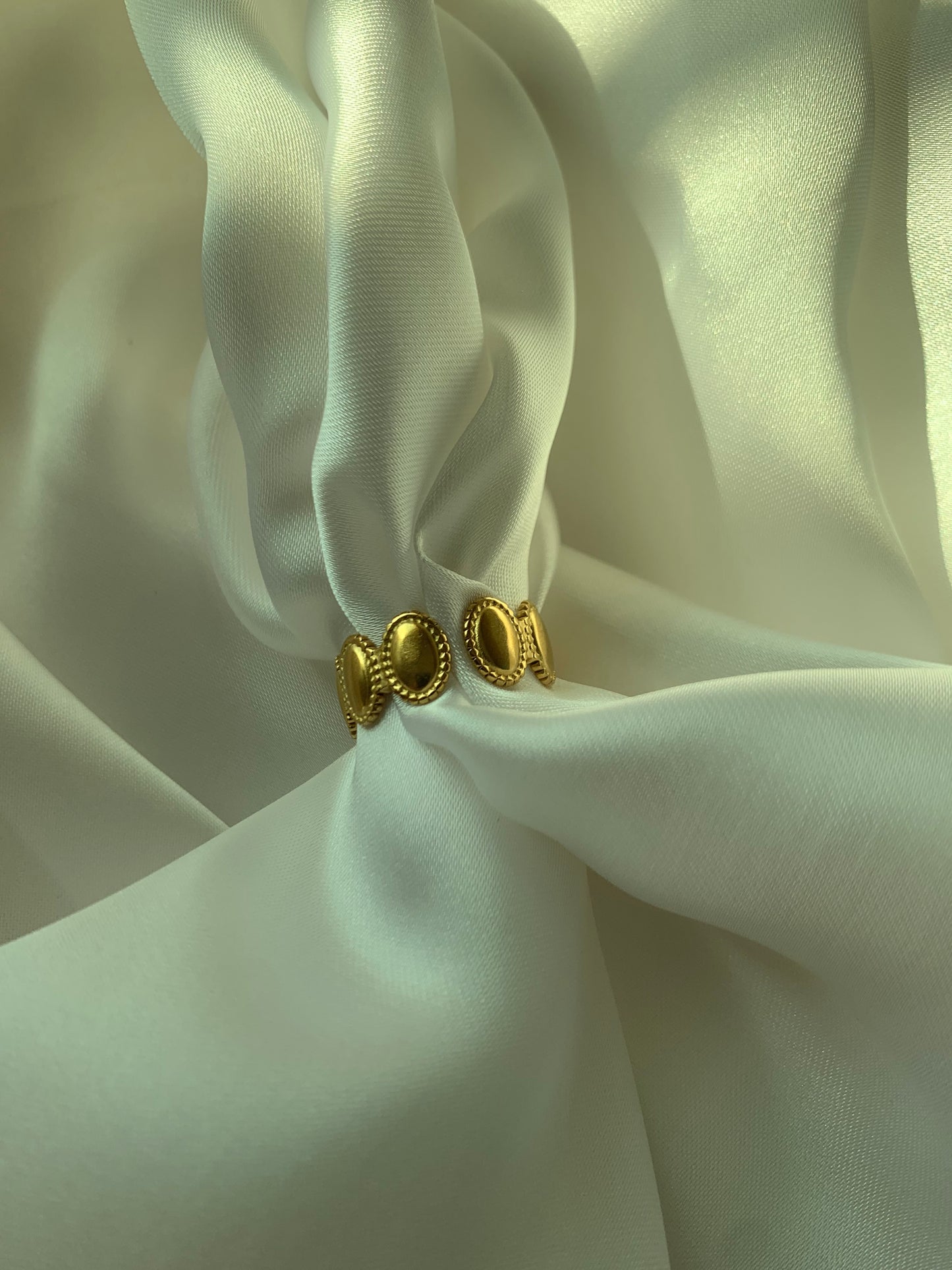 Mini Oval ring