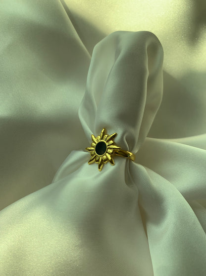 Classic Flower Ring