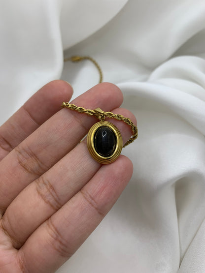 Stone Snake Chain Pendent